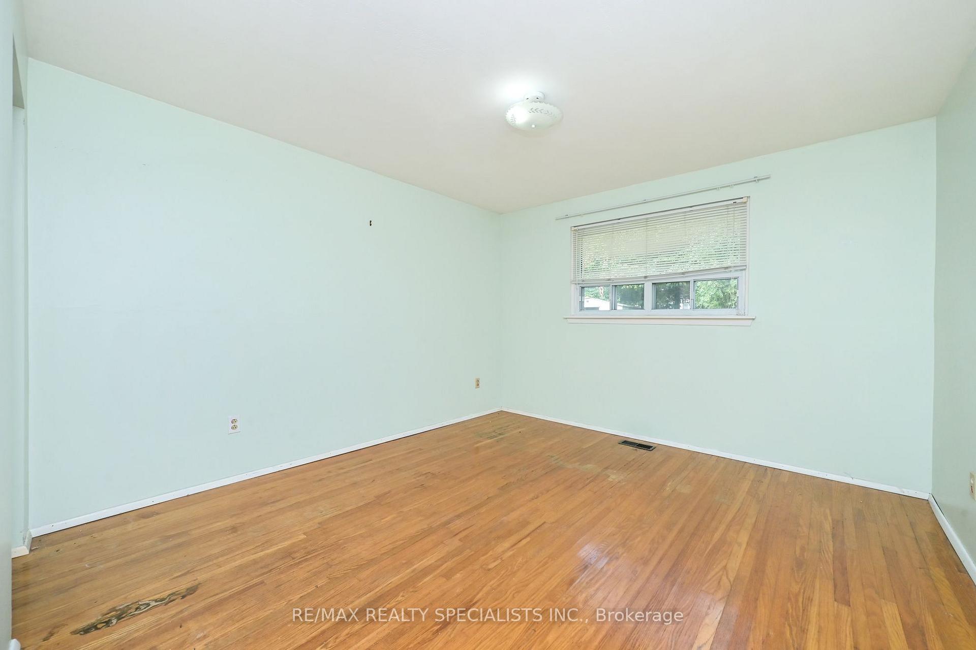 Photo 45 of 38 Algonquin Boulevard, Brampton, Avondale — HOMEH