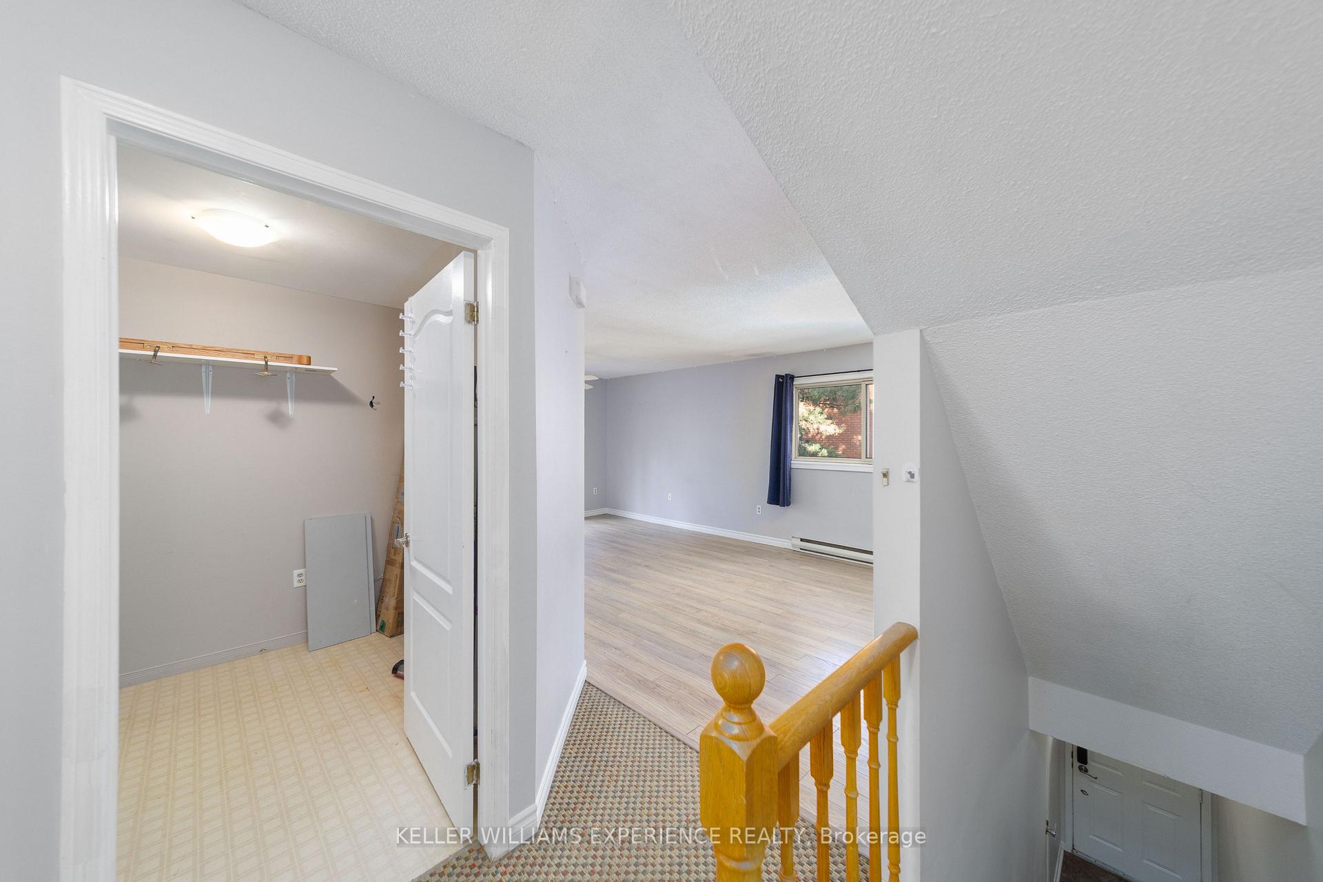 Photo 6 of Unit 7, 1102 Loggers Run, Barrie, Ardagh — HOMEH