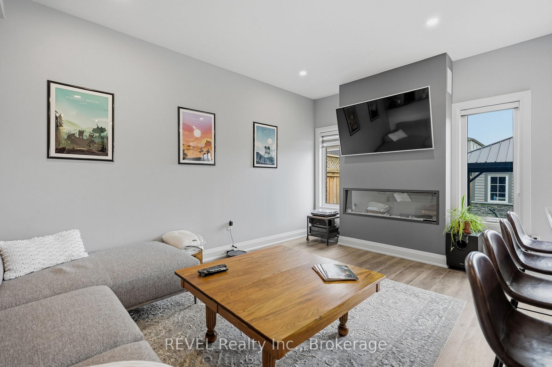 Photo 13 of 11 Lymburner Street, Pelham, Fonthill — HOMEH