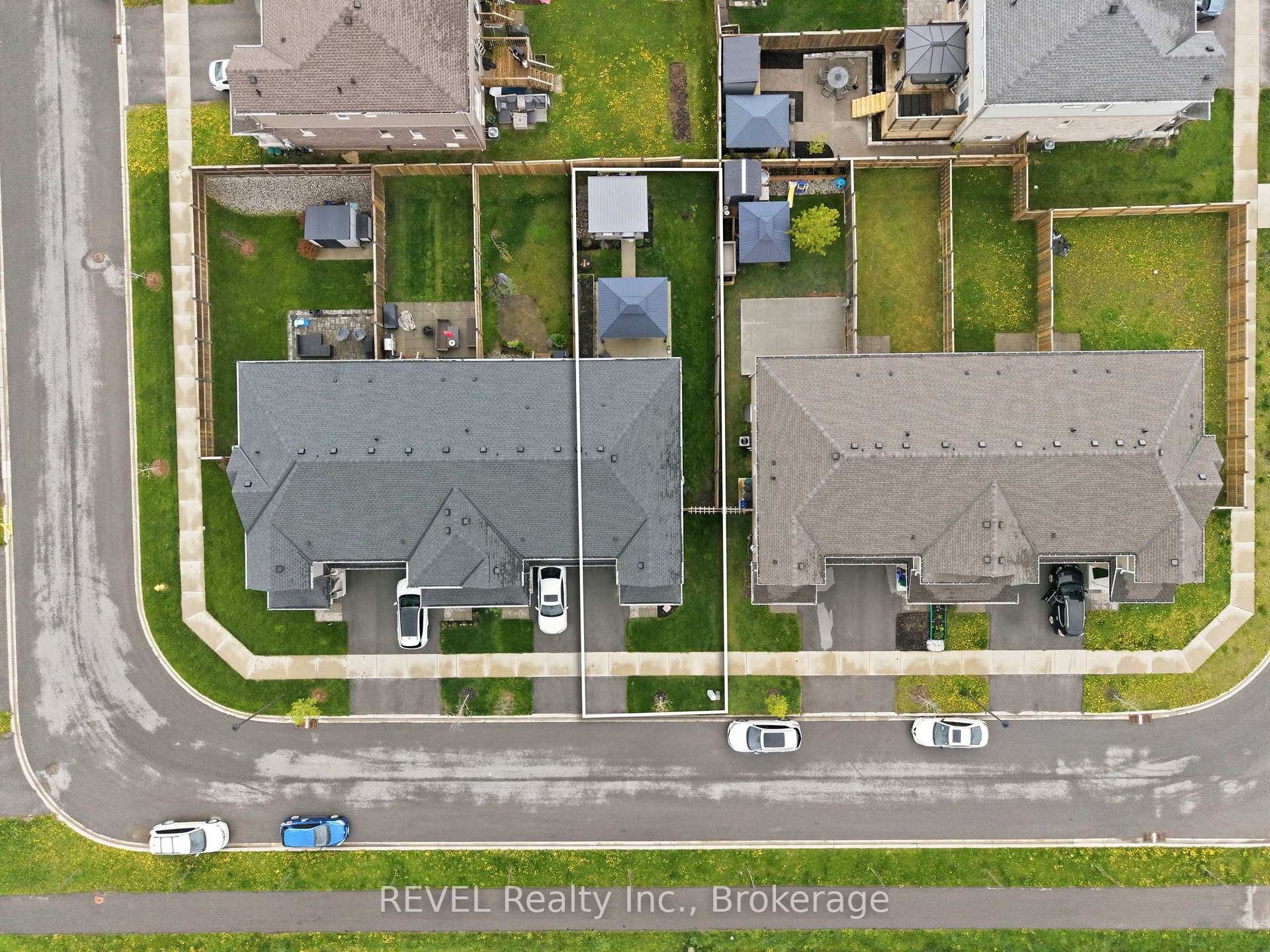 Photo 42 of 11 Lymburner Street, Pelham, Fonthill — HOMEH