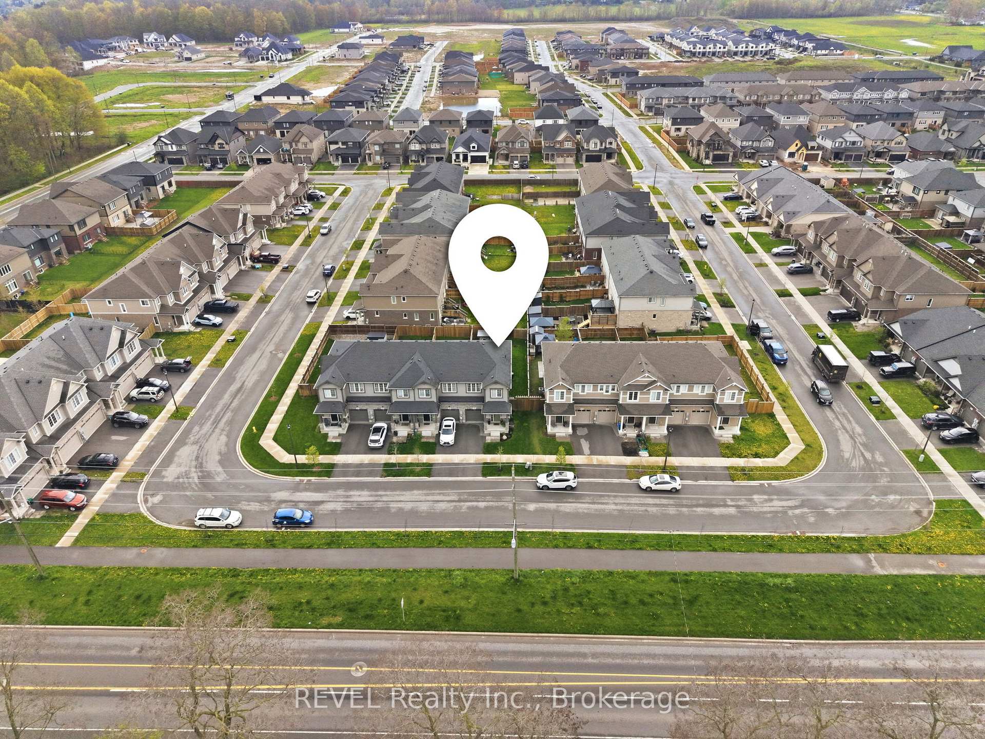 Photo 44 of 11 Lymburner Street, Pelham, Fonthill — HOMEH