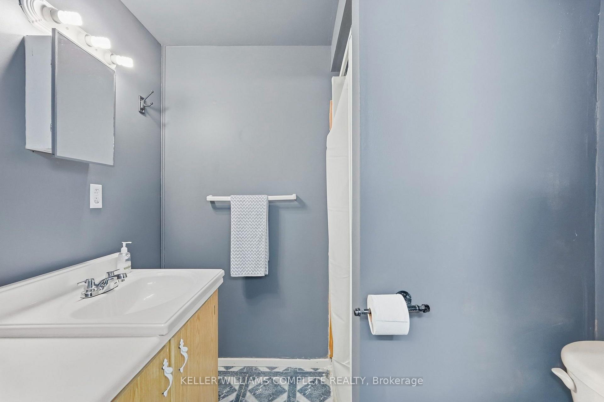 Photo 19 of 228 Golden Orchard Drive, Hamilton, Gourley — HOMEH