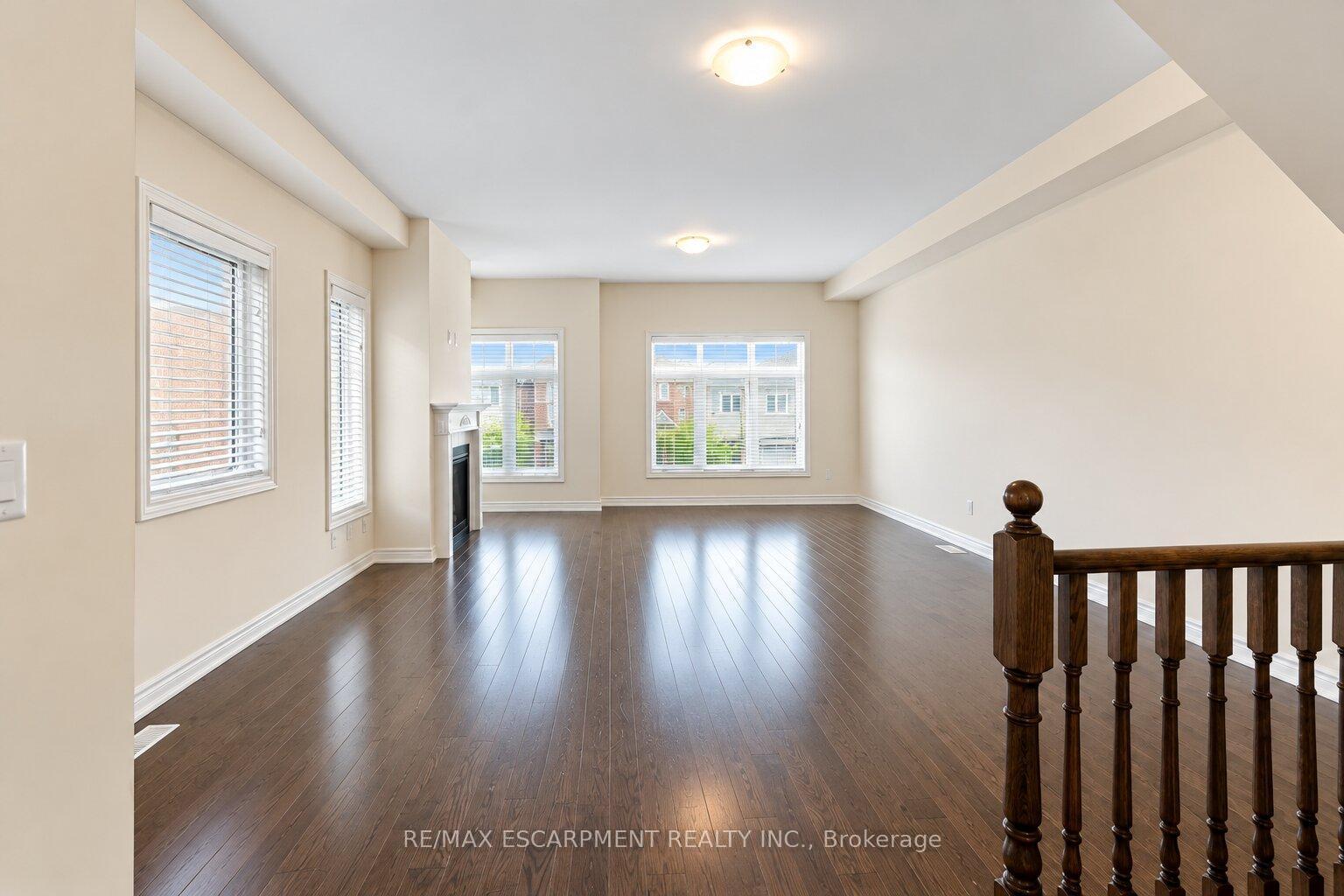 Photo 17 of 3930 Tufgar Crescent, Burlington, Alton — HOMEH