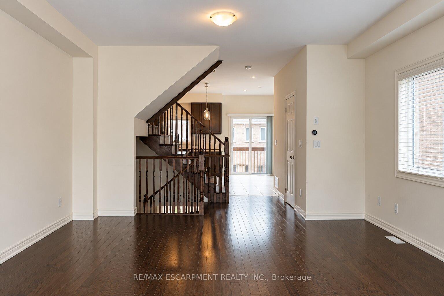 Photo 19 of 3930 Tufgar Crescent, Burlington, Alton — HOMEH