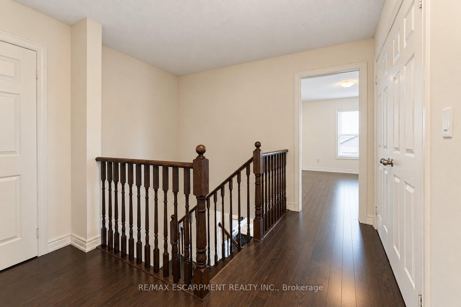 Photo 22 of 3930 Tufgar Crescent, Burlington, Alton — HOMEH