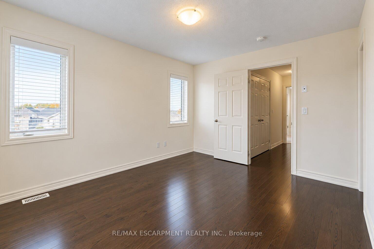 Photo 32 of 3930 Tufgar Crescent, Burlington, Alton — HOMEH