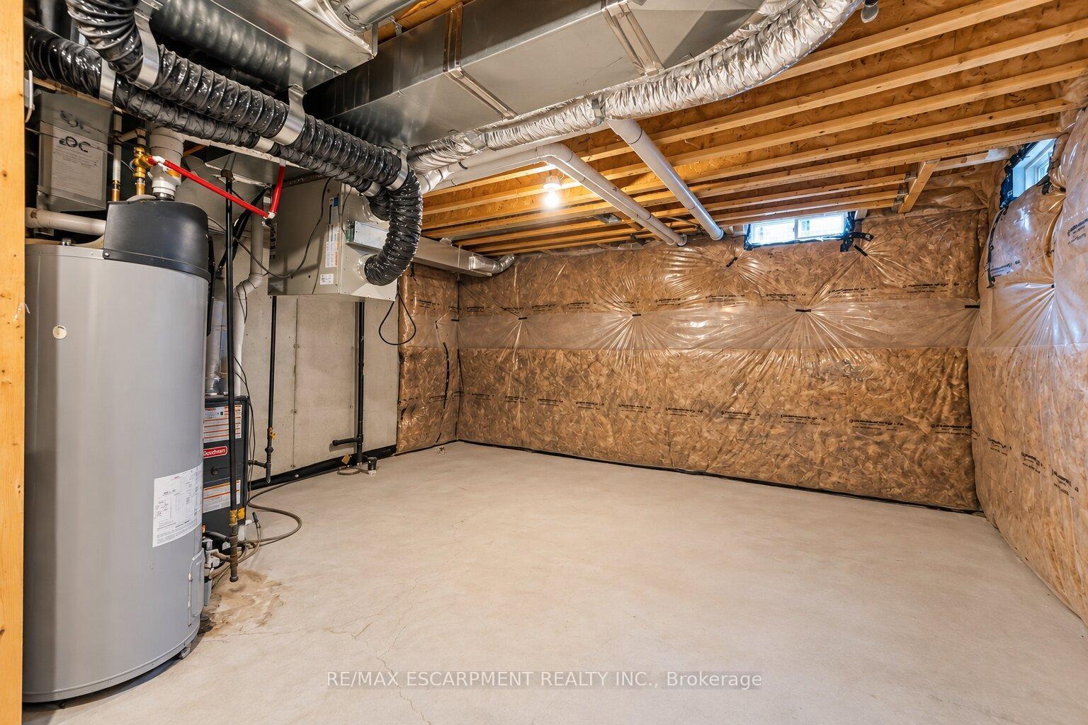Photo 37 of 3930 Tufgar Crescent, Burlington, Alton — HOMEH