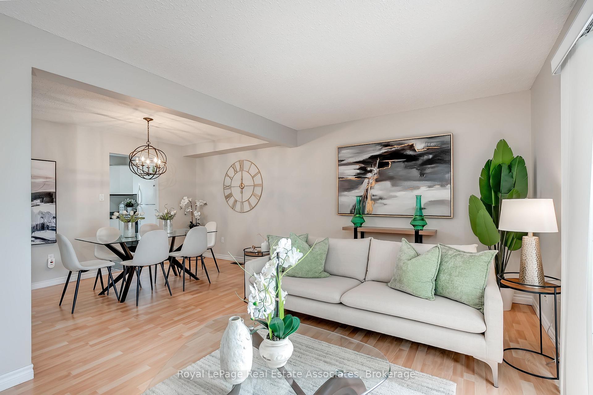 Photo 12 of Unit 42, 2779 Gananoque Drive, Mississauga, Meadowvale — HOMEH