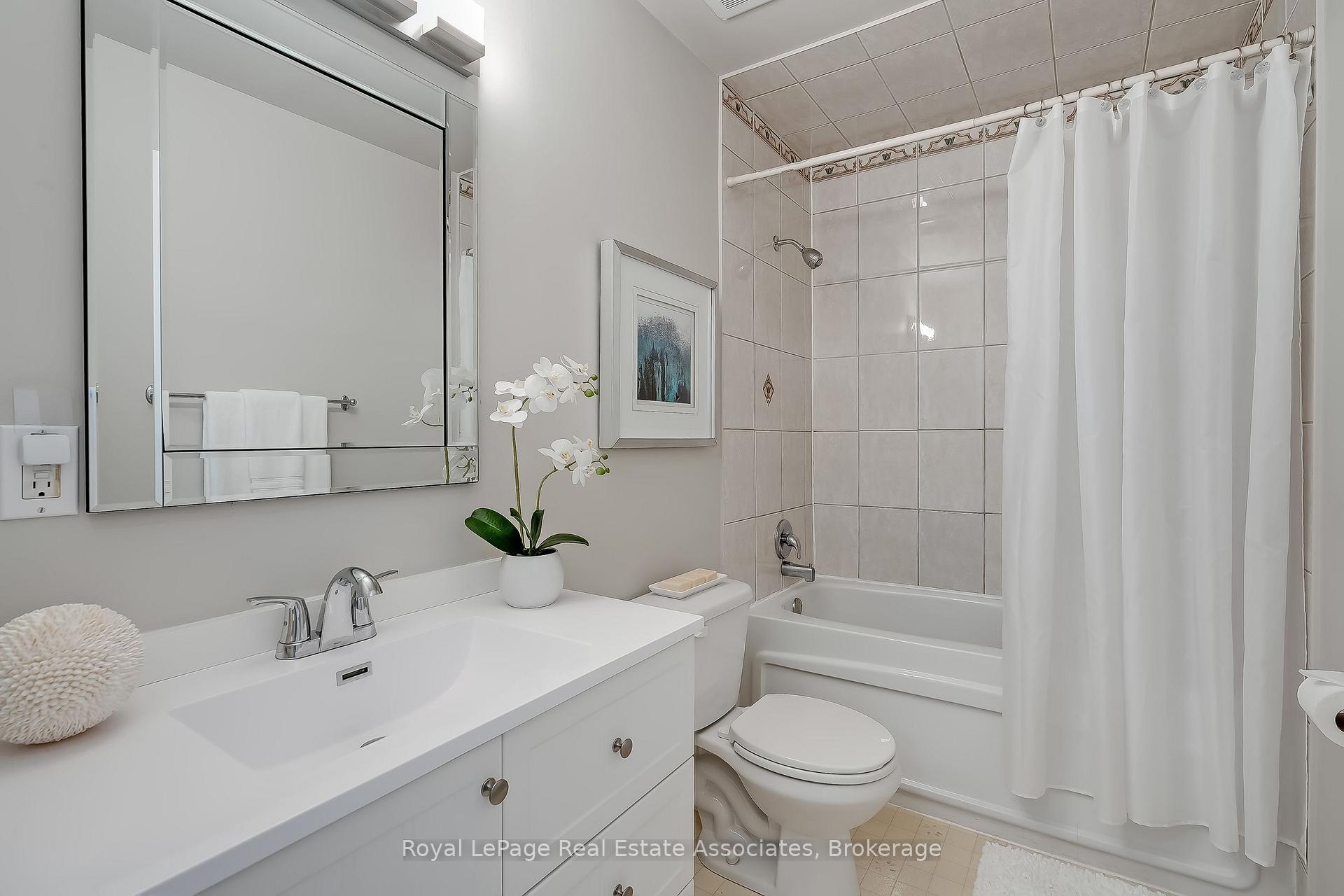 Photo 19 of Unit 42, 2779 Gananoque Drive, Mississauga, Meadowvale — HOMEH