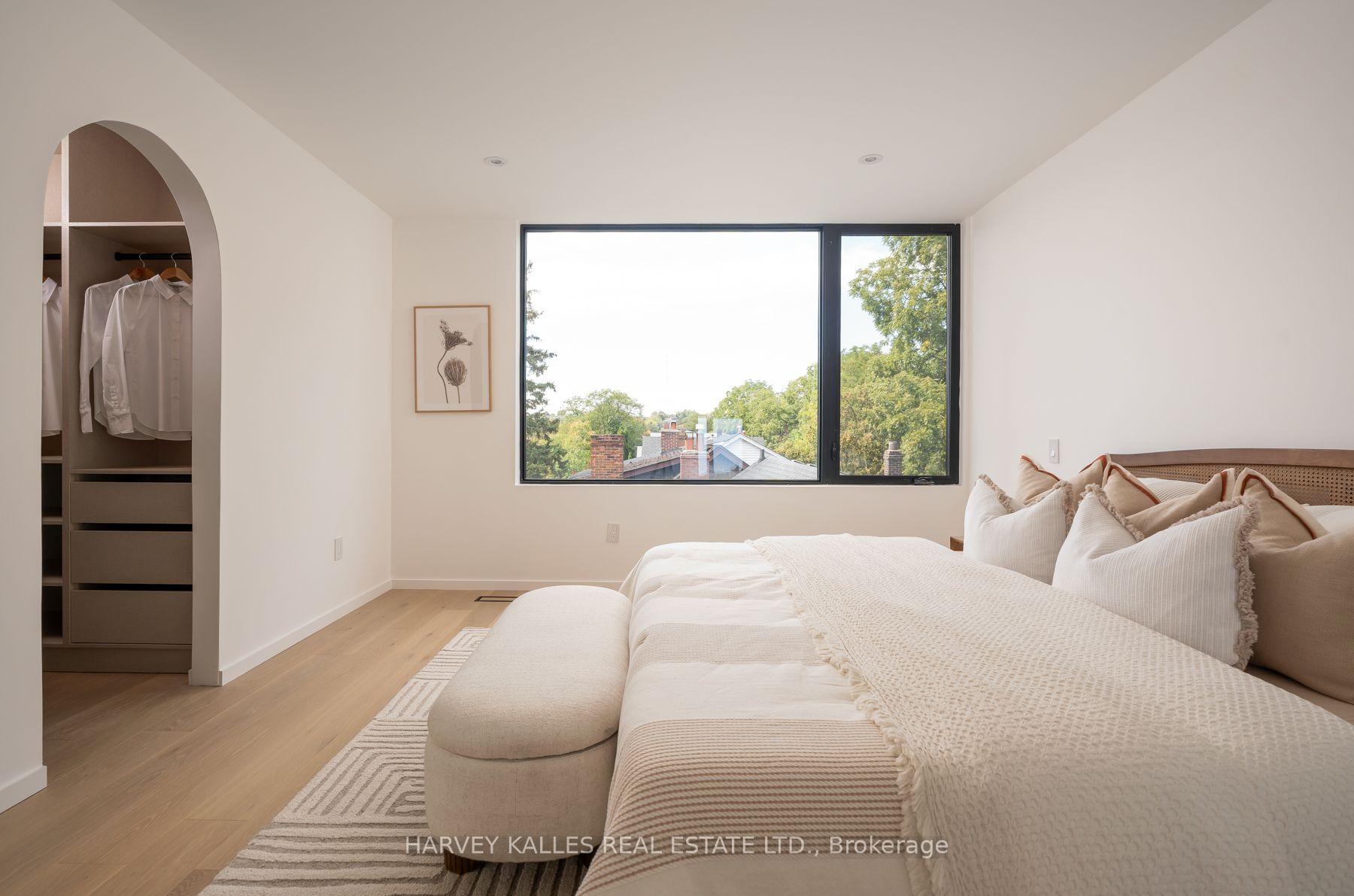 Photo 11 of 530 Duplex Avenue, Toronto, Yonge-Eglinton — HOMEH