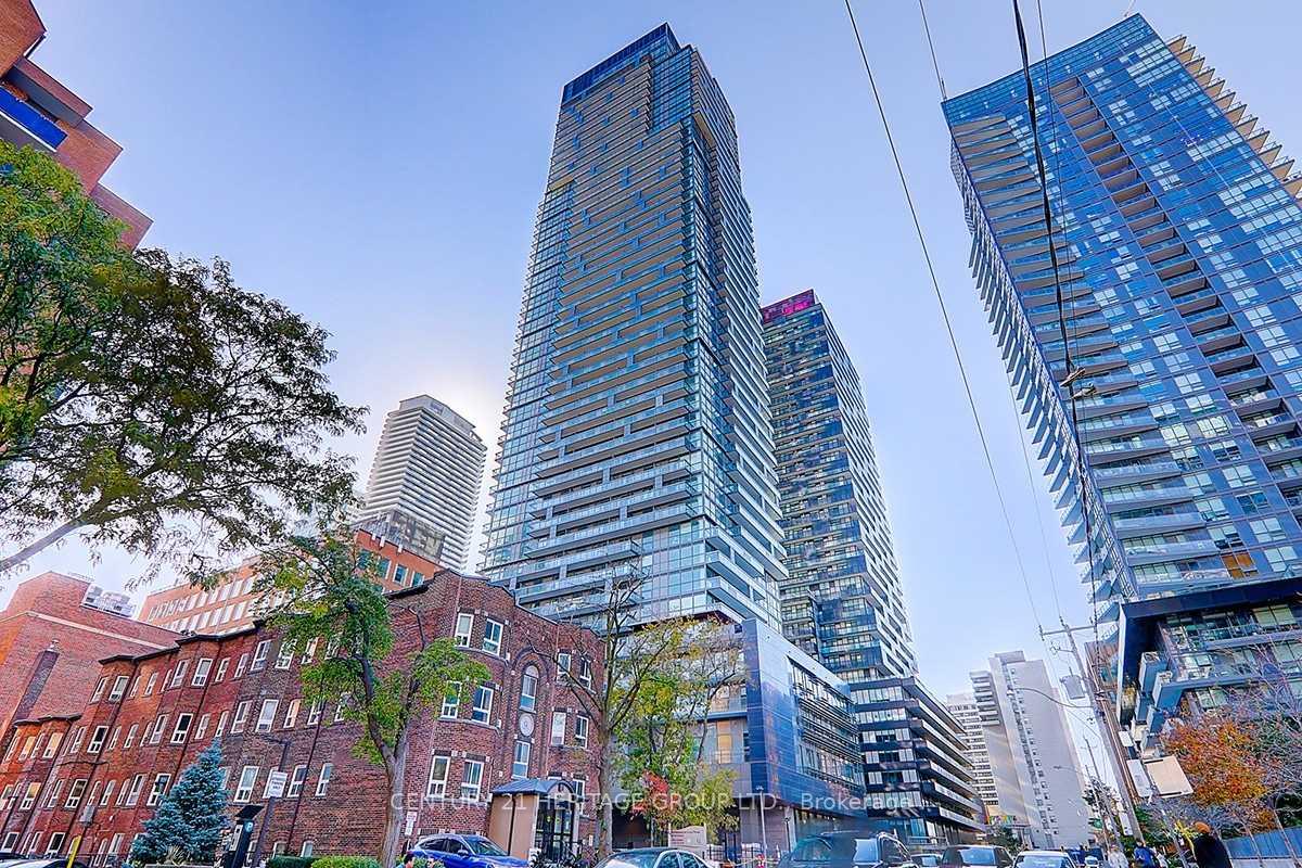 Photo of Unit 3609, 39 Roehampton Avenue