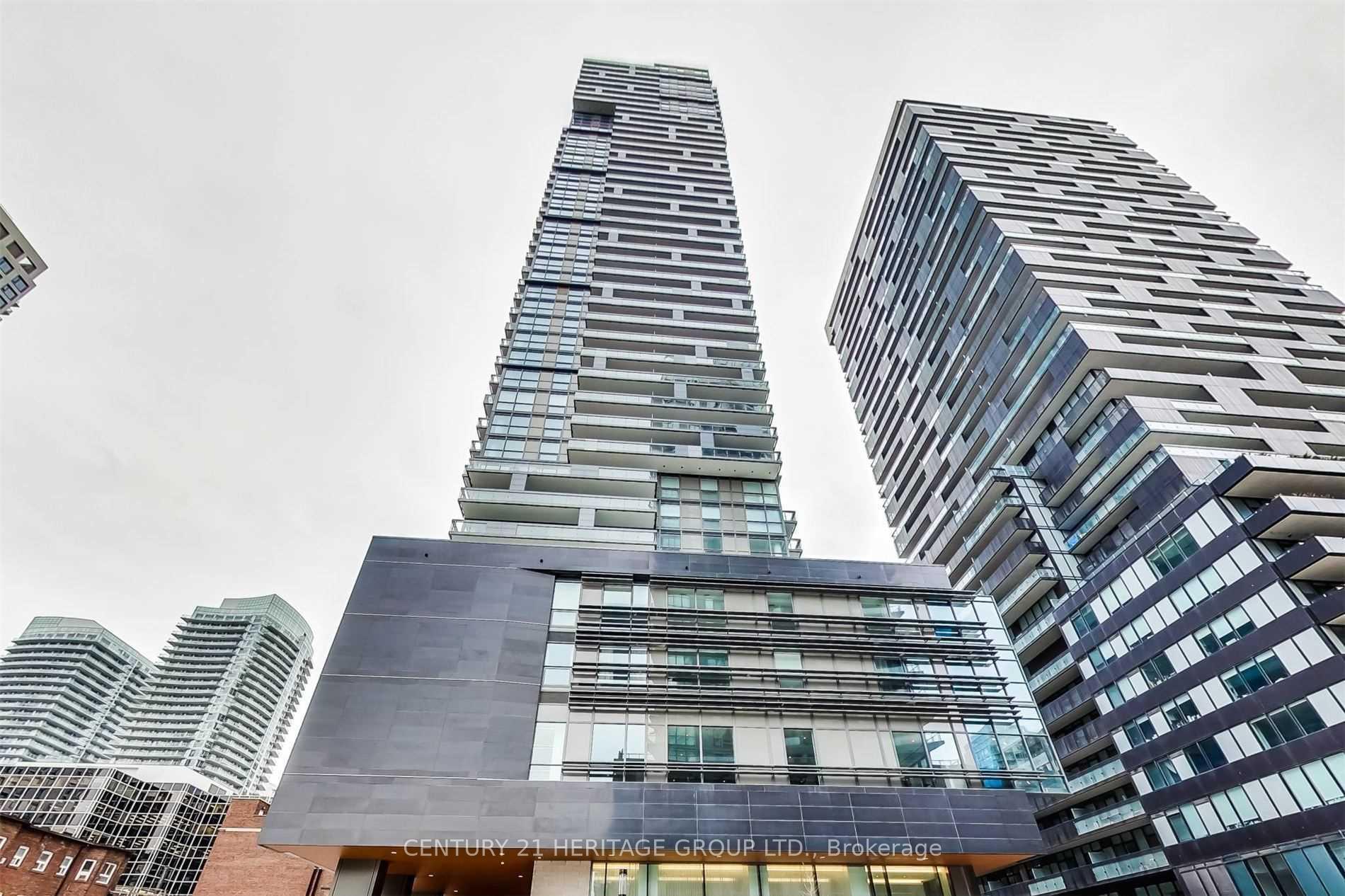 Photo 2 of Unit 3609, 39 Roehampton Avenue, Toronto, Mount Pleasant West — HOMEH