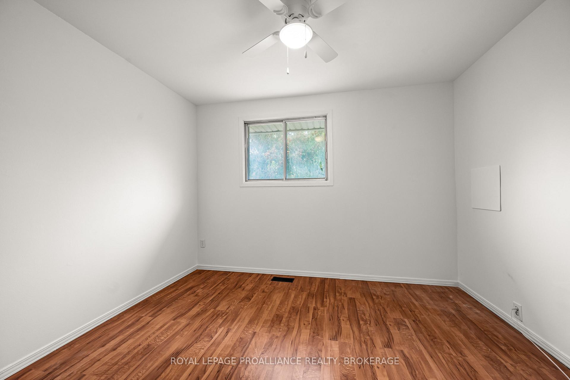 Photo 17 of 42 Wycliffe Crescent, Kingston, East of Sir John A. Blvd — HOMEH