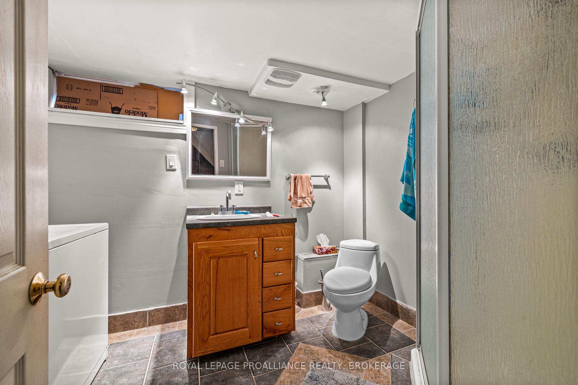 Photo 24 of 42 Wycliffe Crescent, Kingston, East of Sir John A. Blvd — HOMEH