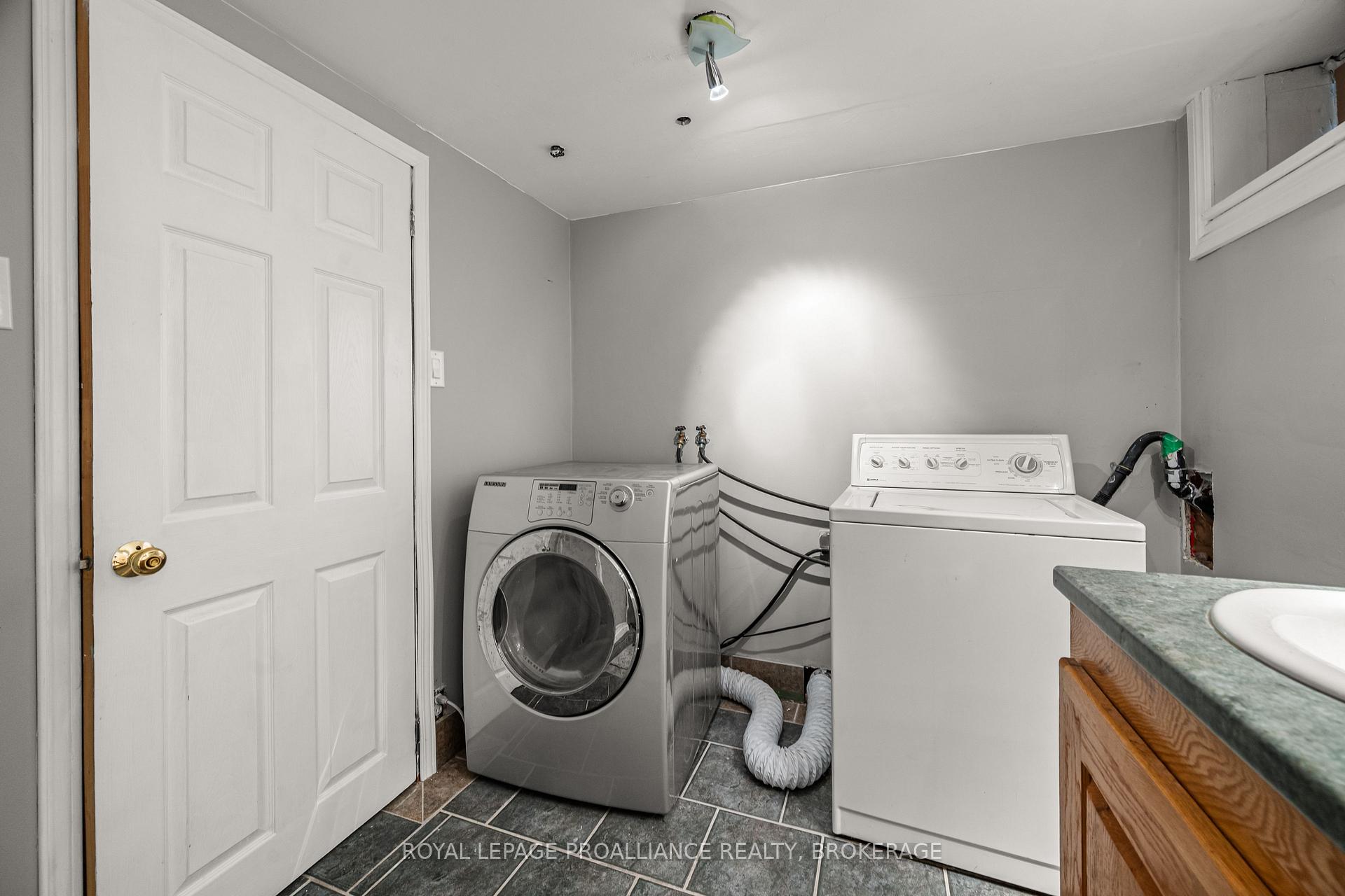 Photo 25 of 42 Wycliffe Crescent, Kingston, East of Sir John A. Blvd — HOMEH