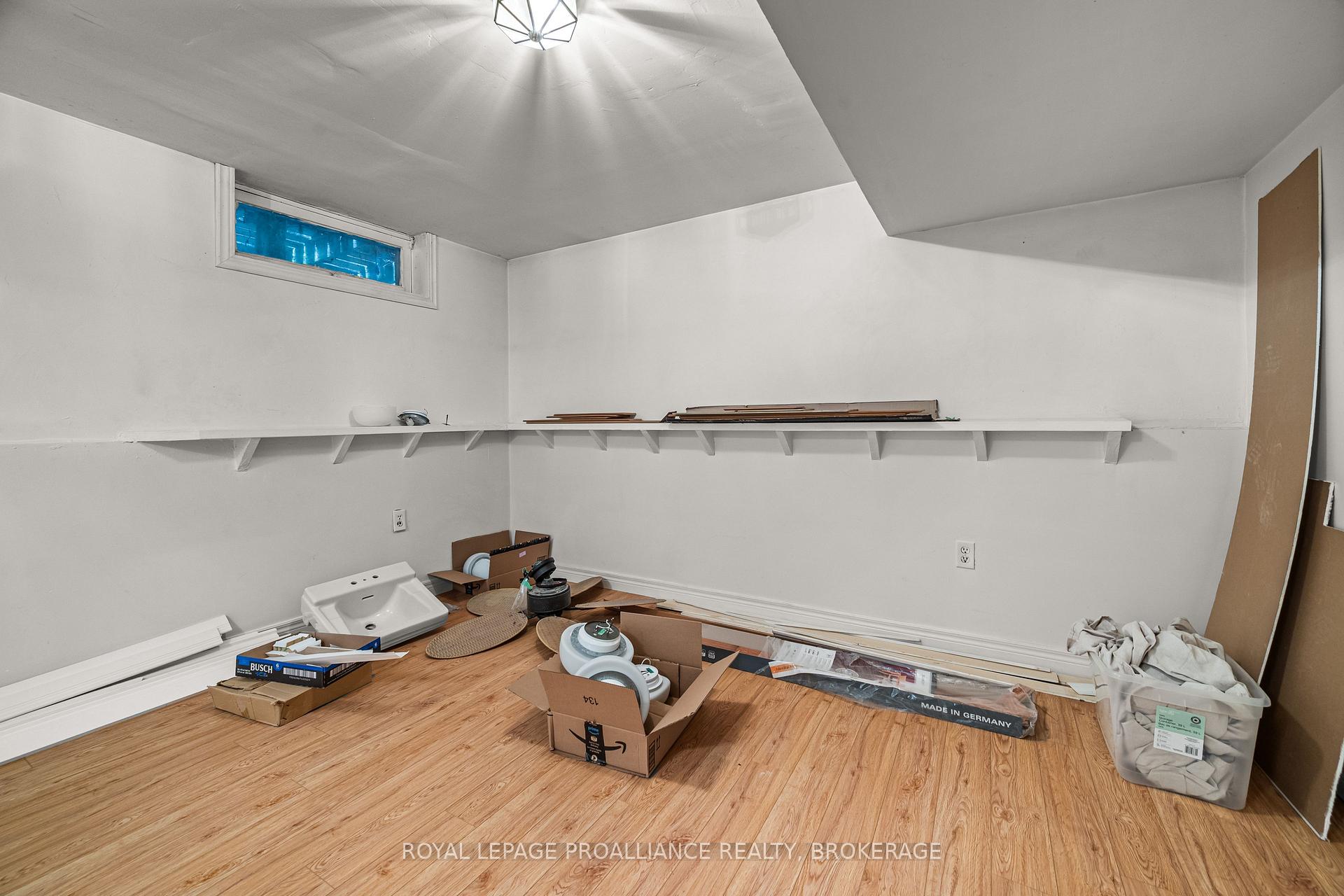 Photo 26 of 42 Wycliffe Crescent, Kingston, East of Sir John A. Blvd — HOMEH