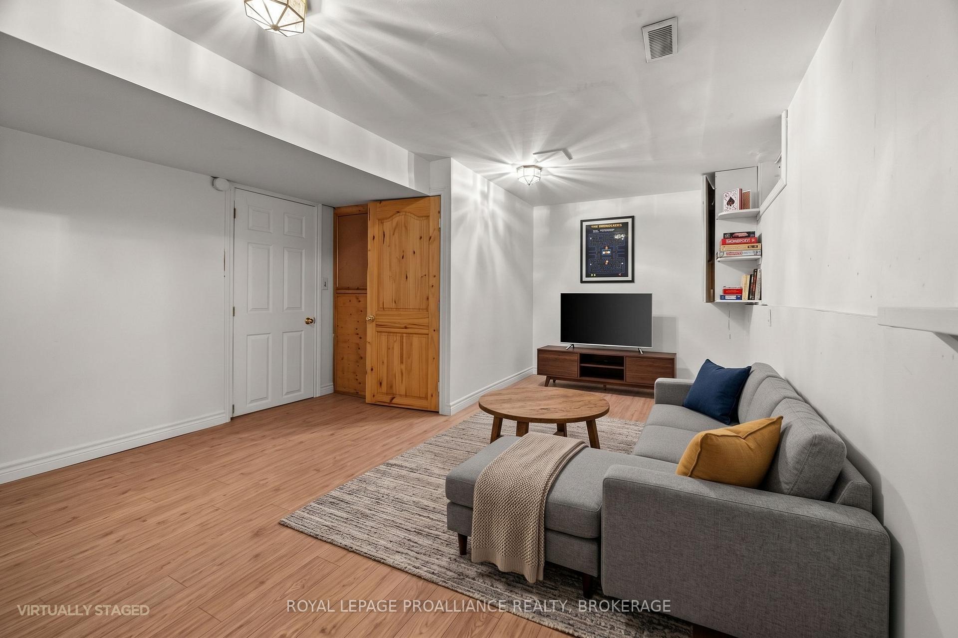 Photo 29 of 42 Wycliffe Crescent, Kingston, East of Sir John A. Blvd — HOMEH