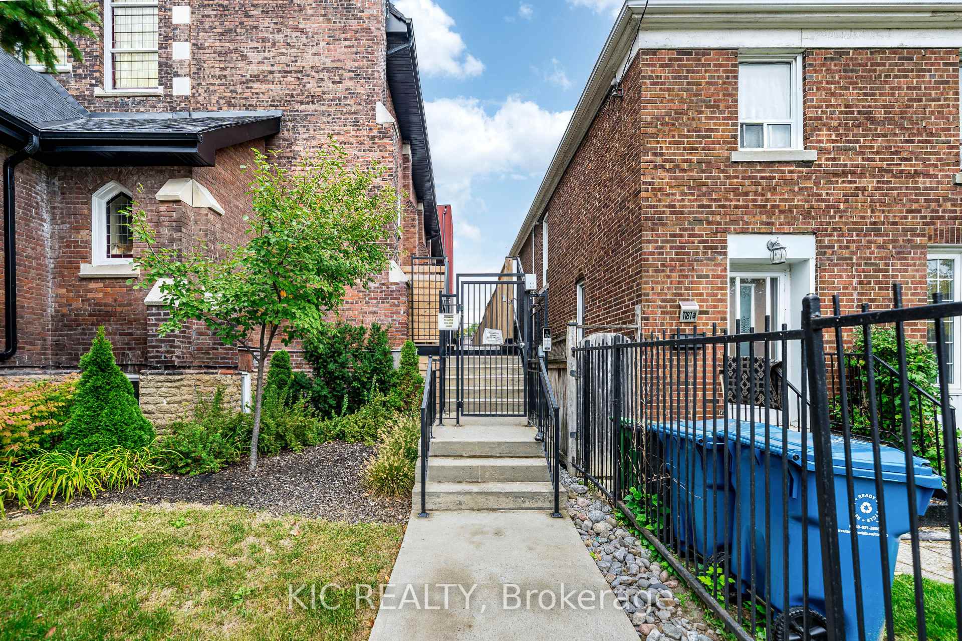 Photo 32 of Unit 111, 1183 Dufferin Street, Toronto, Dovercourt-Wallace Emerson-Junction — HOMEH