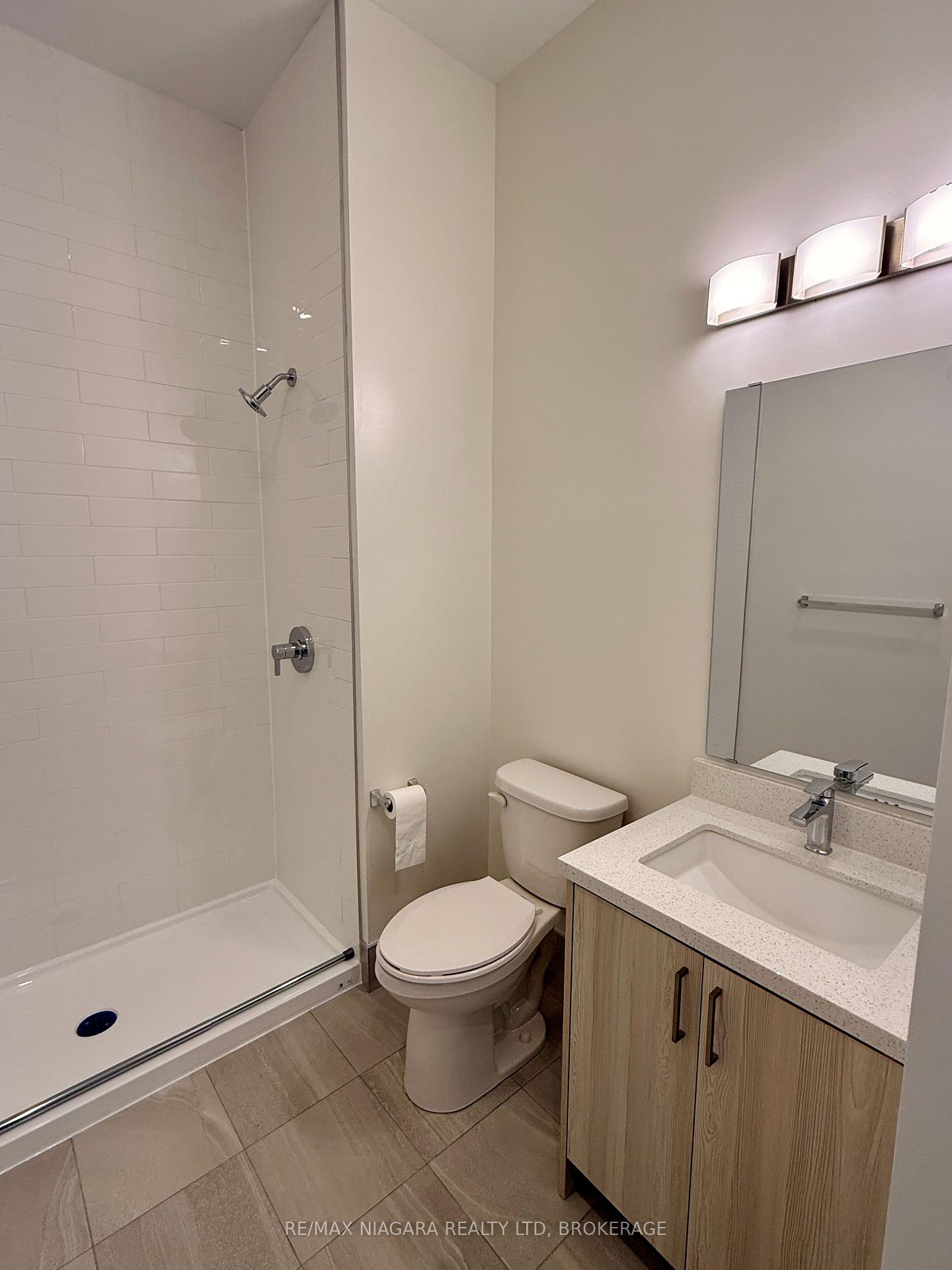 Photo 9 of Unit 128, 350 Prince Charles Drive, Welland, Broadway — HOMEH