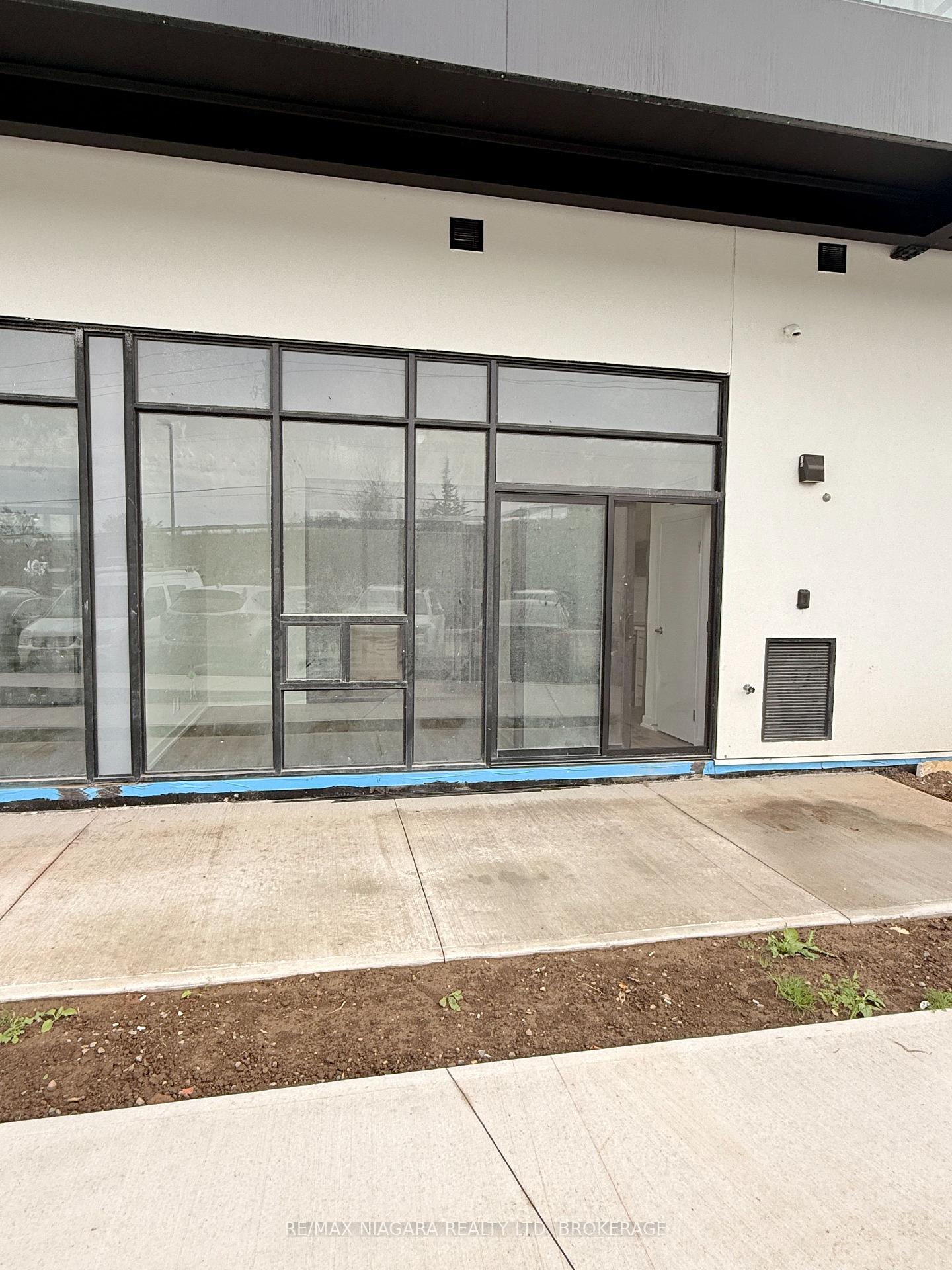 Photo 11 of Unit 128, 350 Prince Charles Drive, Welland, Broadway — HOMEH