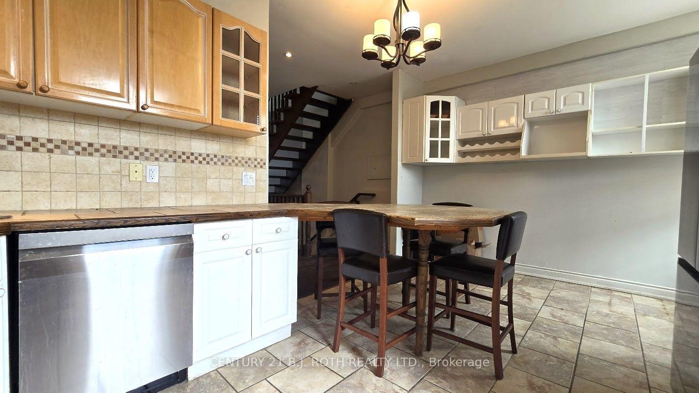 Photo 5 of Unit 1, 41 Dunlop Street E, Barrie, City Centre — HOMEH