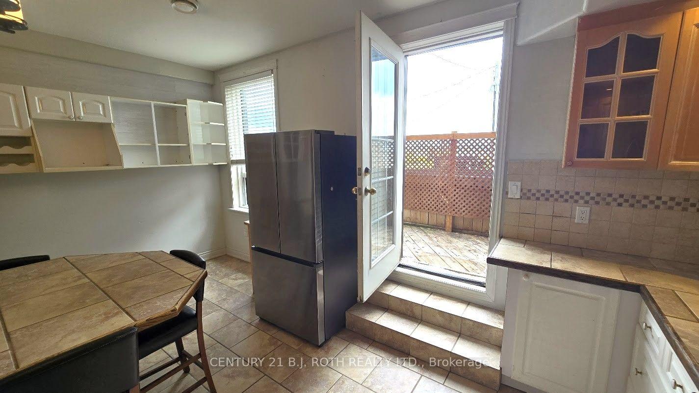 Photo 6 of Unit 1, 41 Dunlop Street E, Barrie, City Centre — HOMEH
