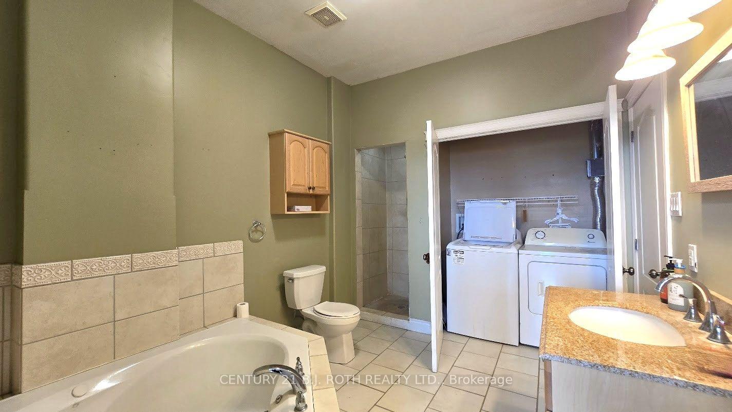 Photo 15 of Unit 1, 41 Dunlop Street E, Barrie, City Centre — HOMEH