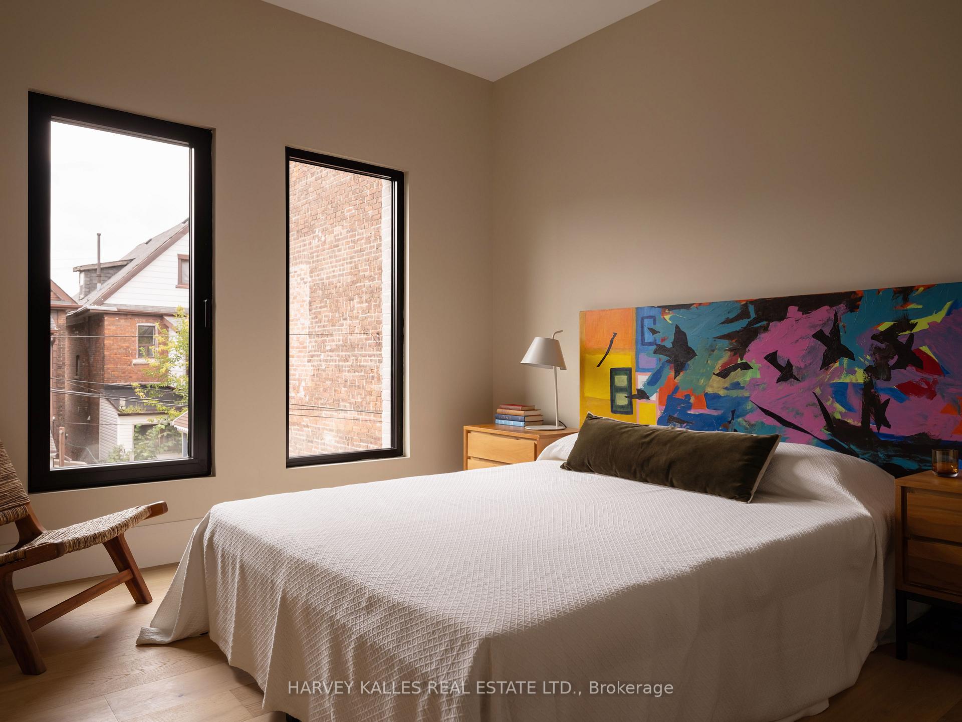 Photo 12 of Unit B, 157 Hallam Avenue, Toronto, Dovercourt-Wallace Emerson-Junction — HOMEH