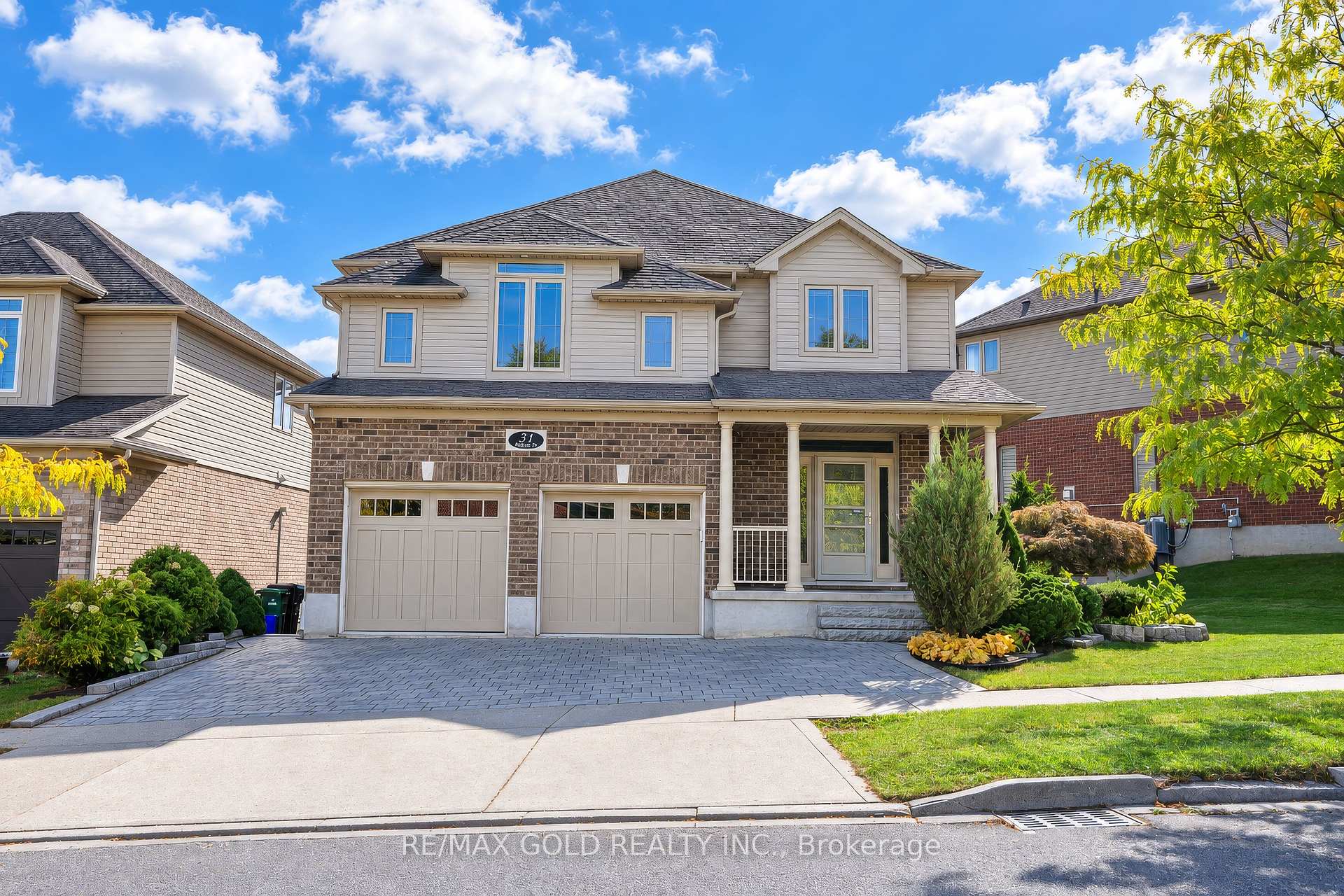 Photo of 31 Melinda Street W