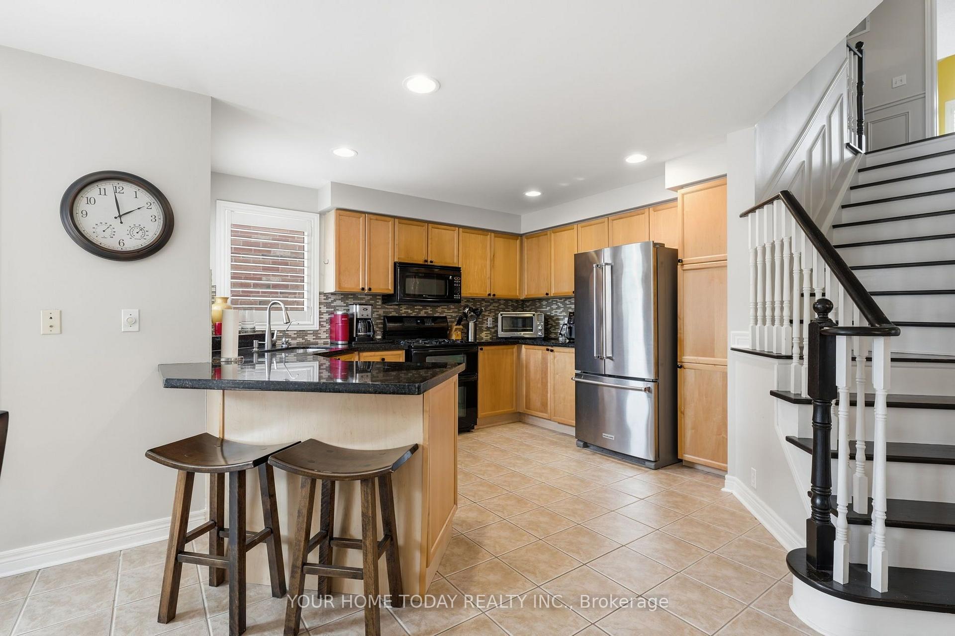 Photo 10 of 171 Miller Drive, Halton Hills, Georgetown — HOMEH