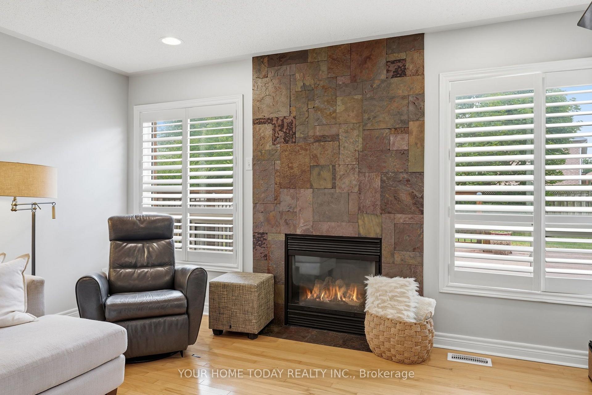 Photo 17 of 171 Miller Drive, Halton Hills, Georgetown — HOMEH