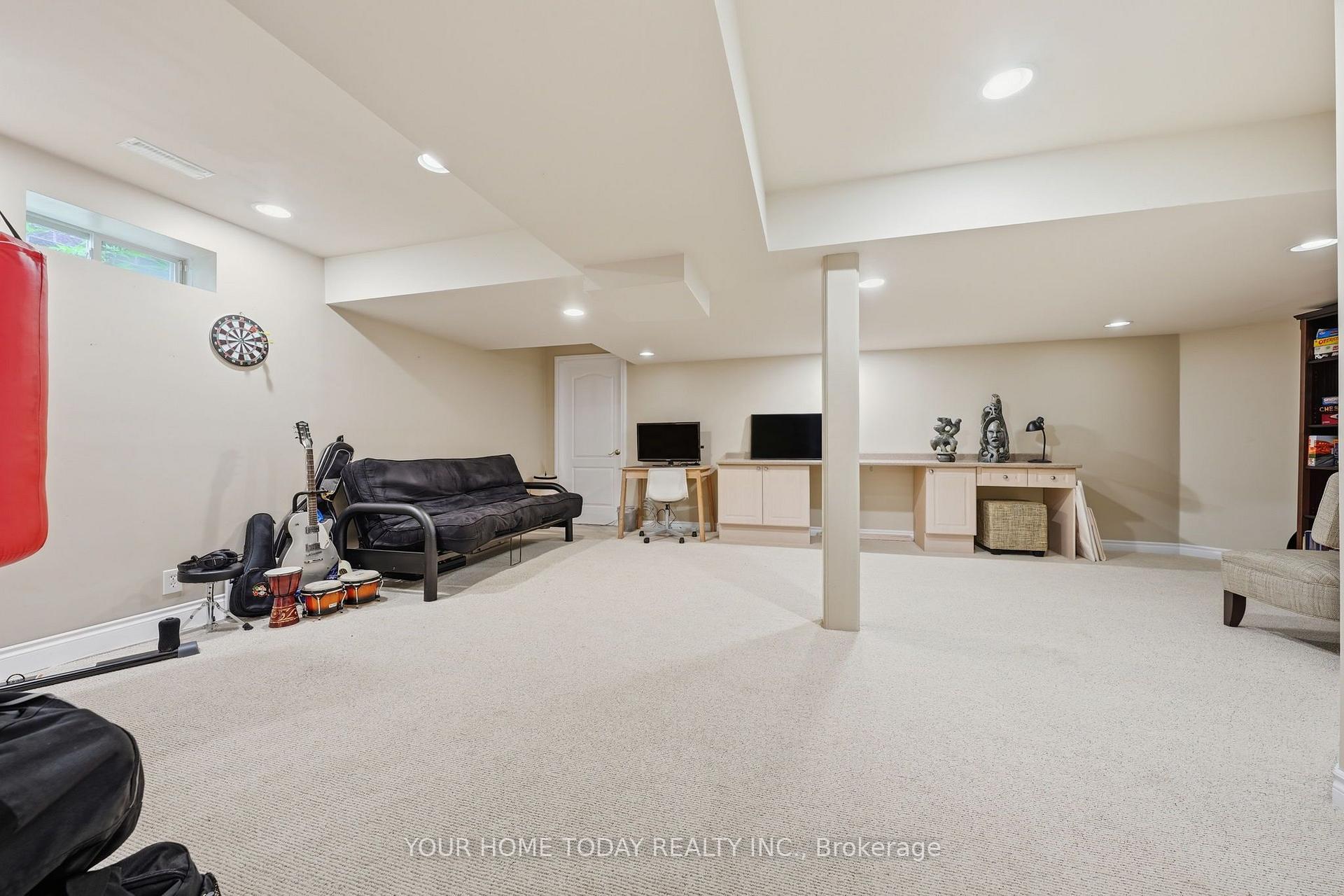 Photo 32 of 171 Miller Drive, Halton Hills, Georgetown — HOMEH