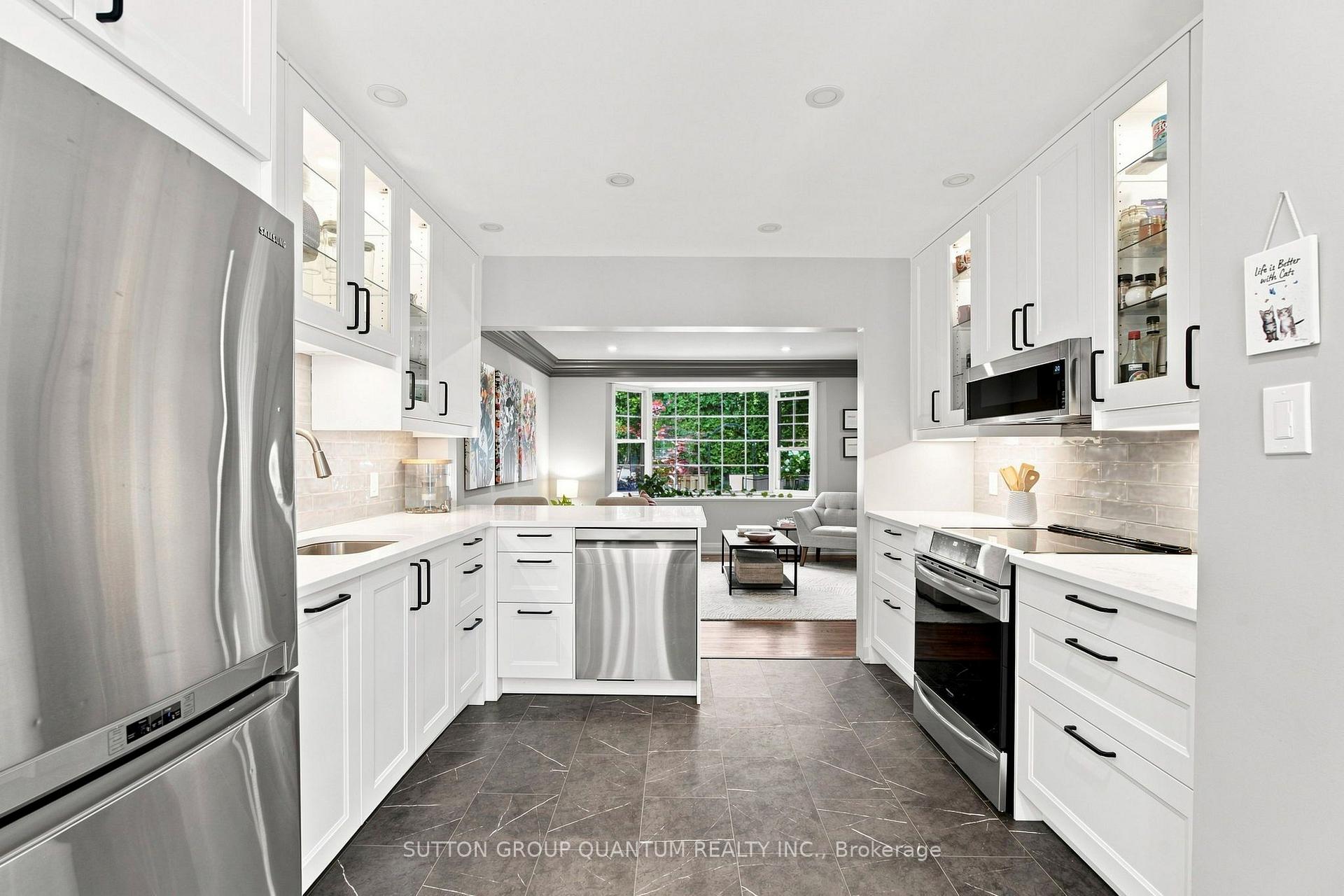 Photo 6 of Unit 531, 531 Arlington Boulevard, Burlington, Roseland — HOMEH