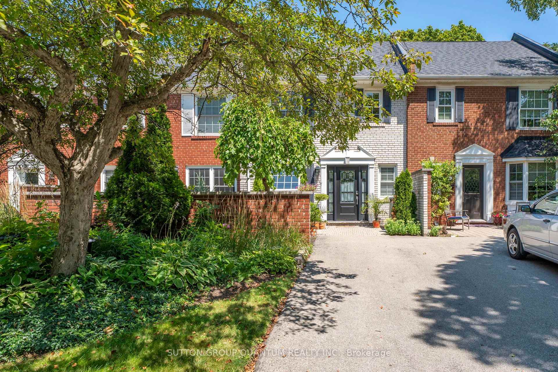 Photo 31 of Unit 531, 531 Arlington Boulevard, Burlington, Roseland — HOMEH