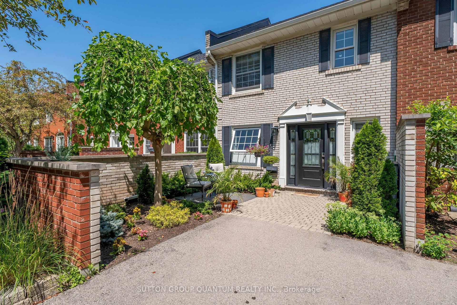 Photo 32 of Unit 531, 531 Arlington Boulevard, Burlington, Roseland — HOMEH