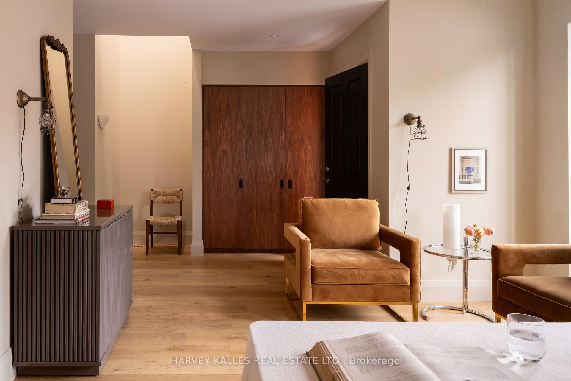 Photo 7 of Unit A, 157 Hallam Avenue, Toronto, Dovercourt-Wallace Emerson-Junction — HOMEH