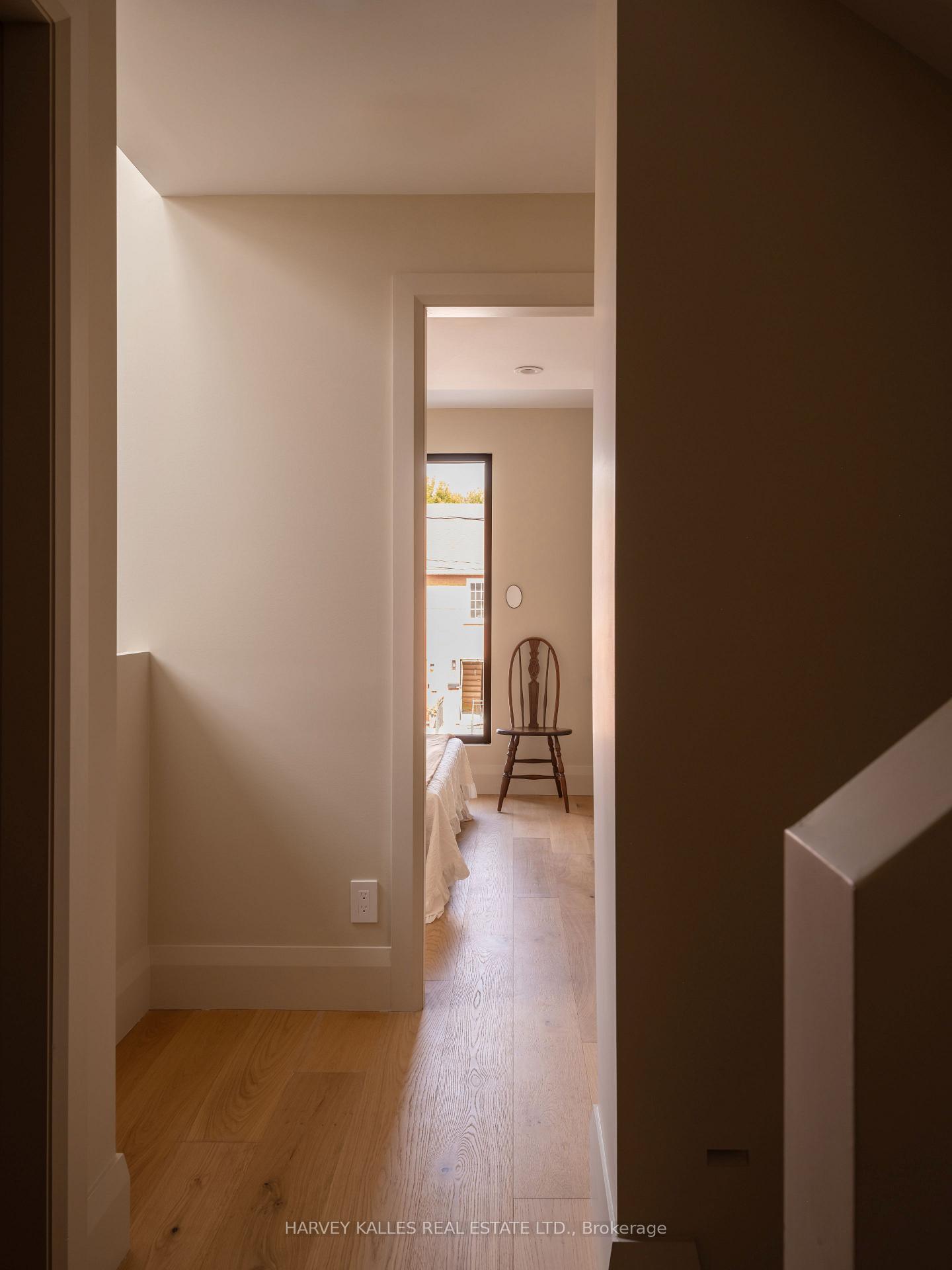 Photo 11 of Unit A, 157 Hallam Avenue, Toronto, Dovercourt-Wallace Emerson-Junction — HOMEH