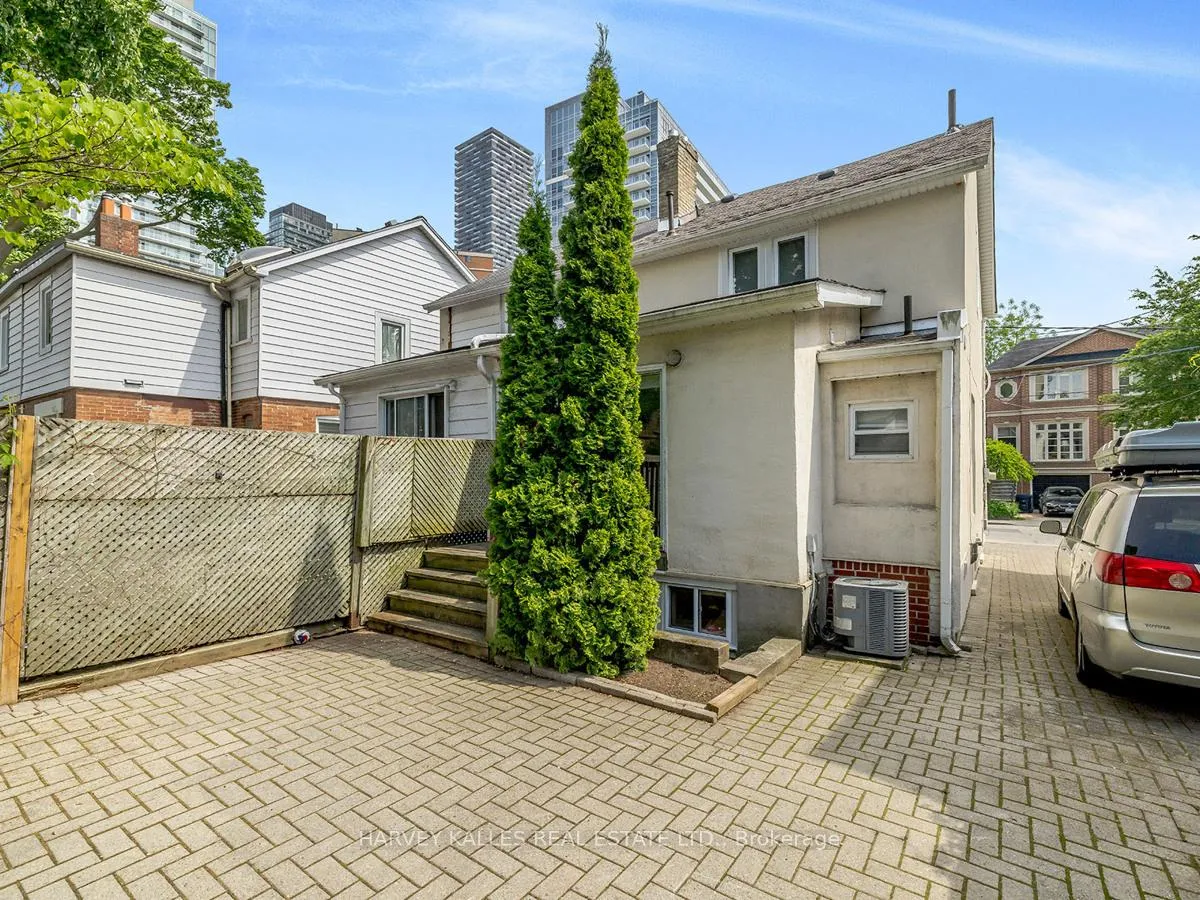 Photo 15 of 86 Helendale Avenue, Toronto, Yonge-Eglinton — HOMEH