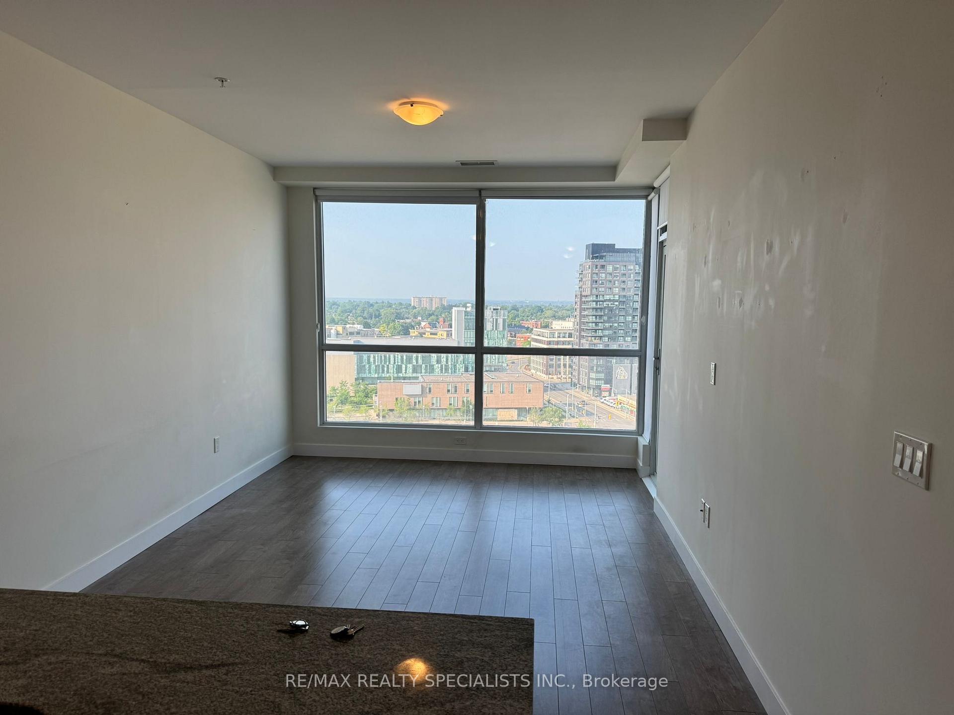 Photo 6 of Unit 1410, 100 Garment Street N, Kitchener, City Commercial Core — HOMEH