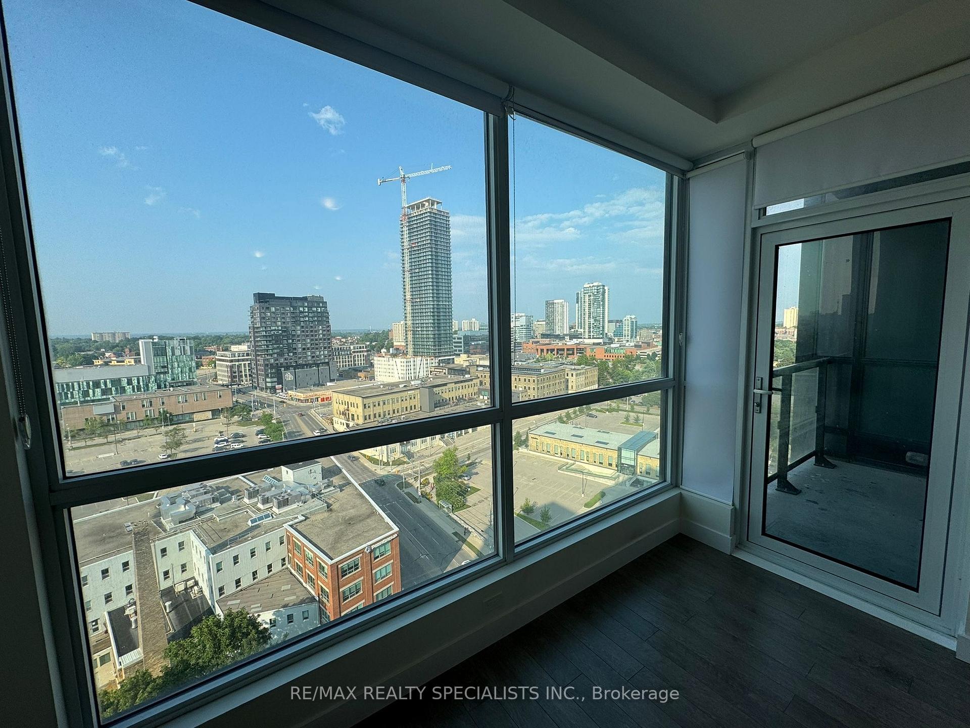 Photo 7 of Unit 1410, 100 Garment Street N, Kitchener, City Commercial Core — HOMEH