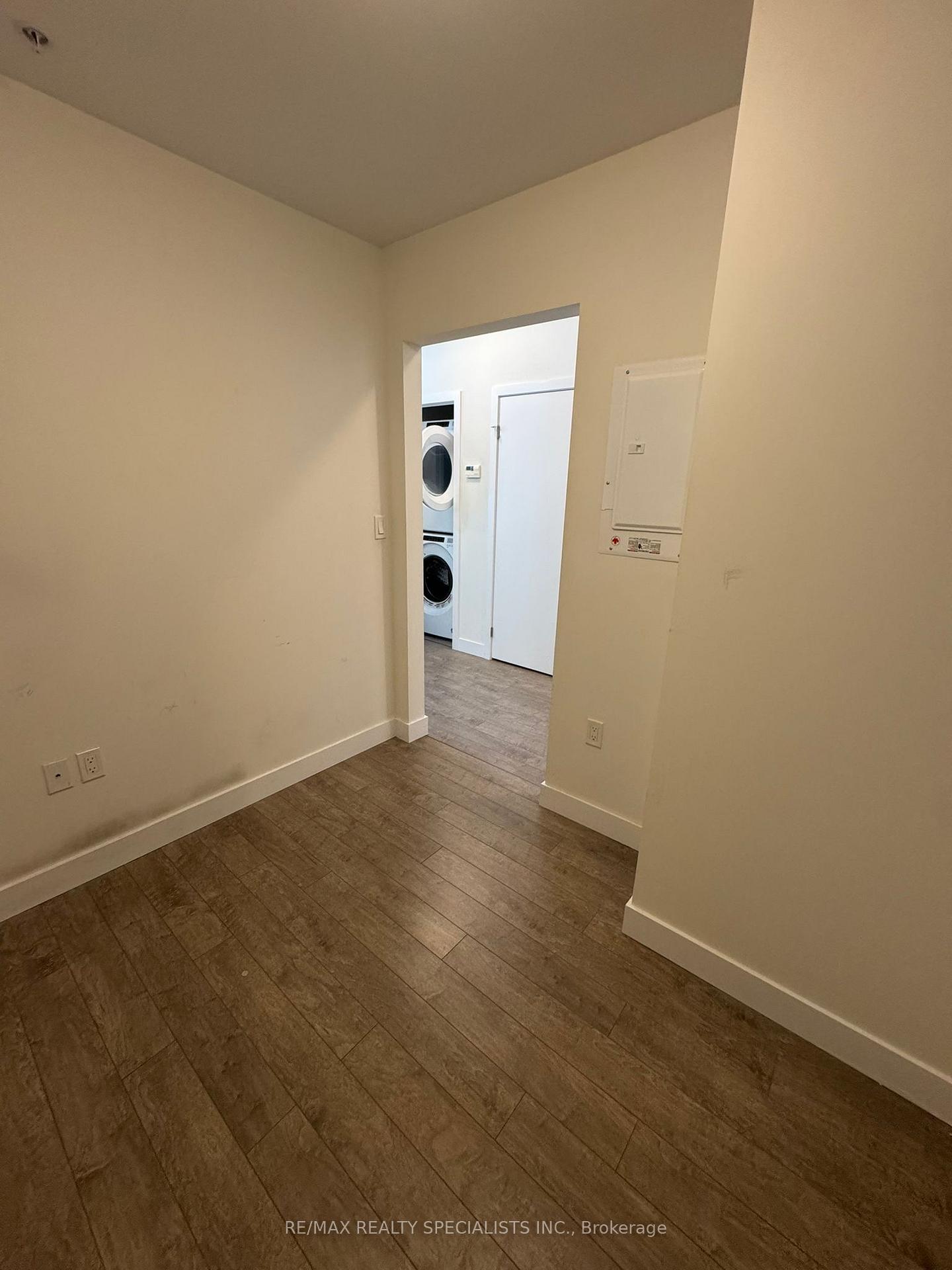 Photo 12 of Unit 1410, 100 Garment Street N, Kitchener, City Commercial Core — HOMEH