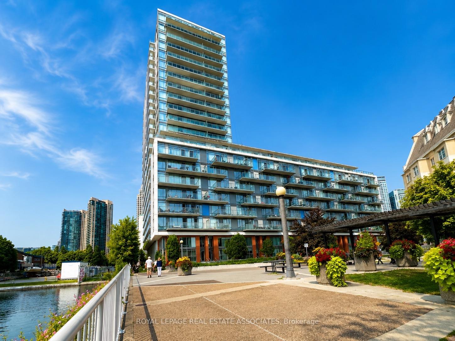 Photo 7 of Unit 1002, 90 Stadium Road, Toronto, Niagara — HOMEH