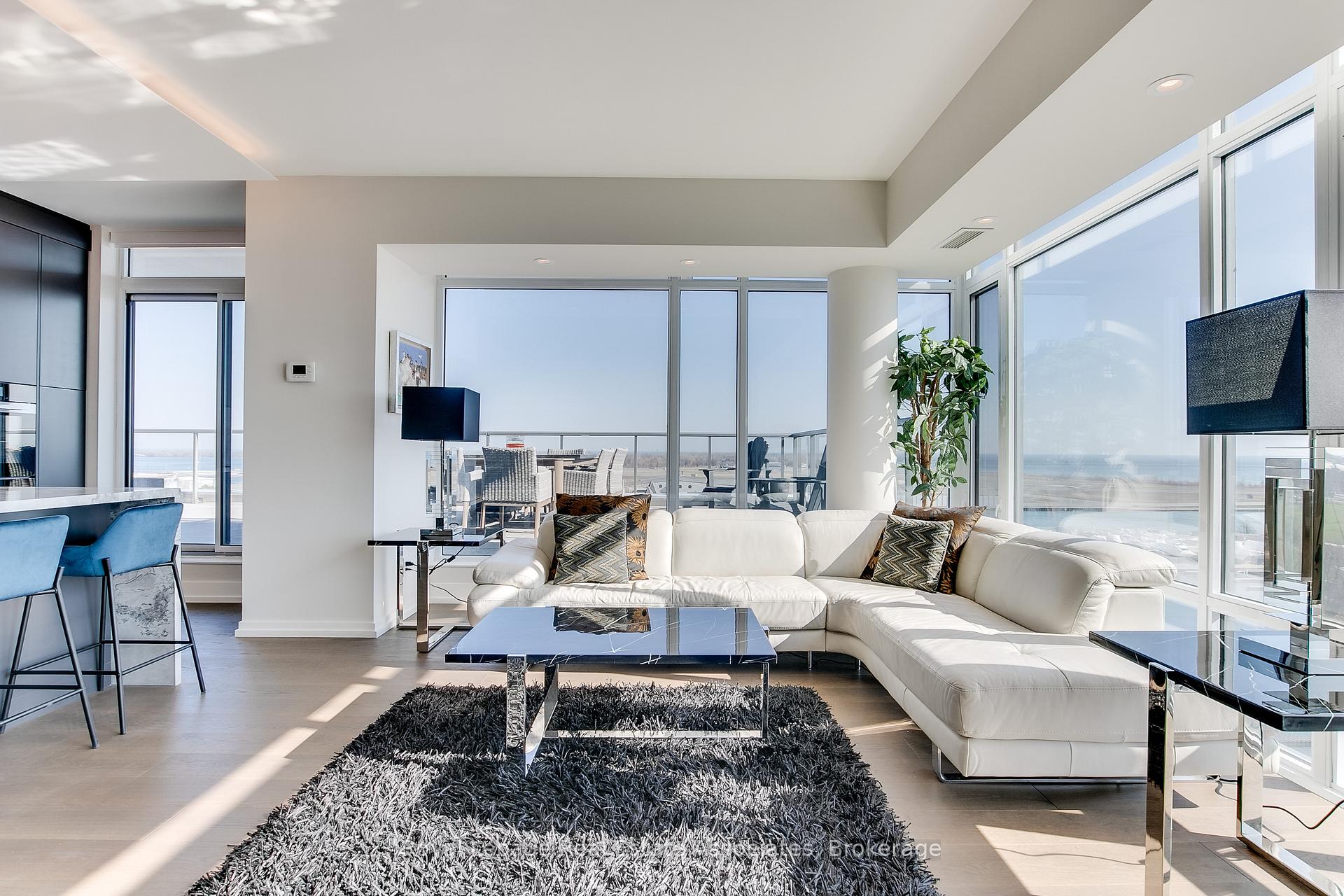 Photo 12 of Unit 1002, 90 Stadium Road, Toronto, Niagara — HOMEH