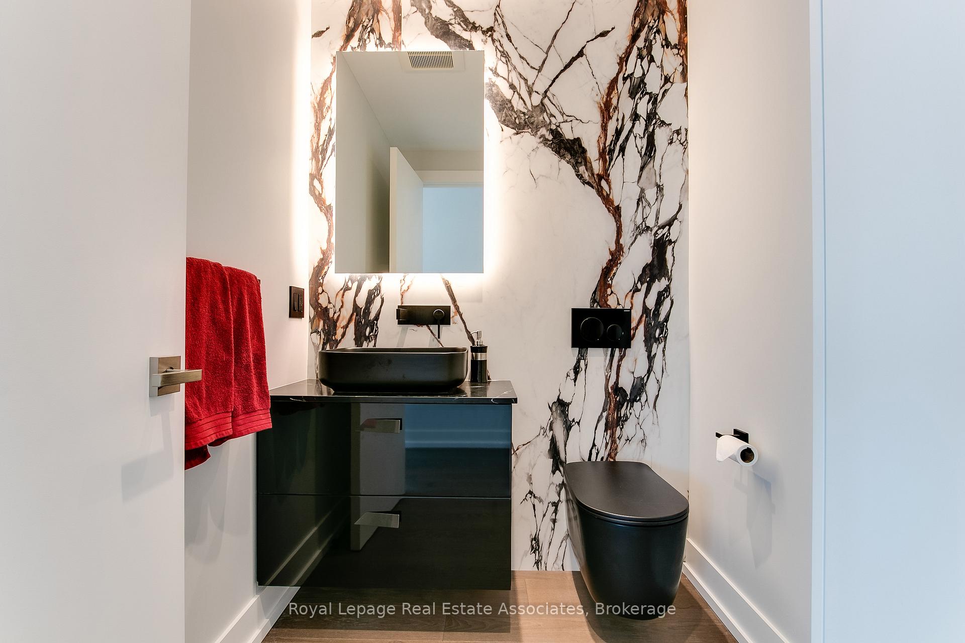 Photo 25 of Unit 1002, 90 Stadium Road, Toronto, Niagara — HOMEH