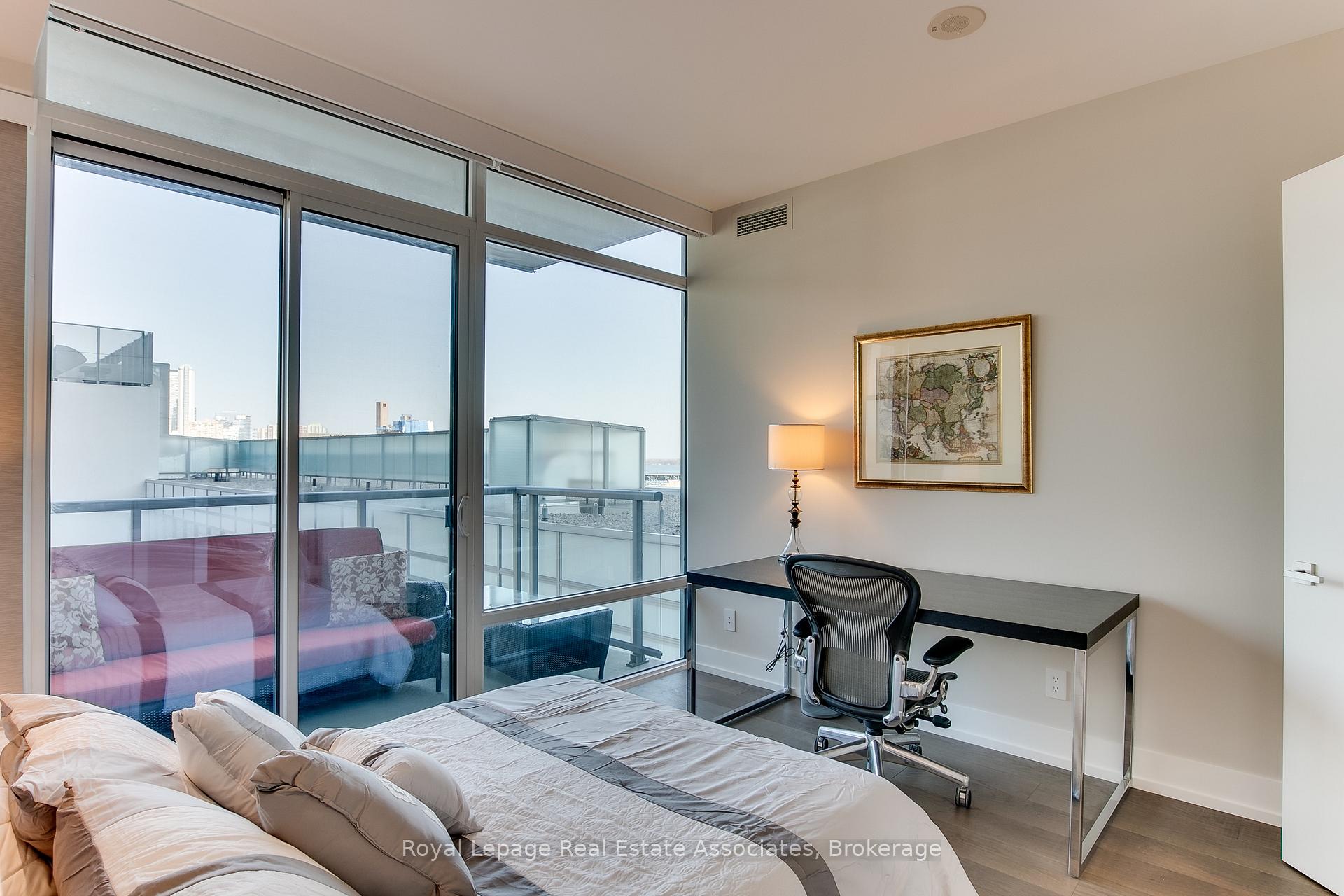 Photo 43 of Unit 1002, 90 Stadium Road, Toronto, Niagara — HOMEH