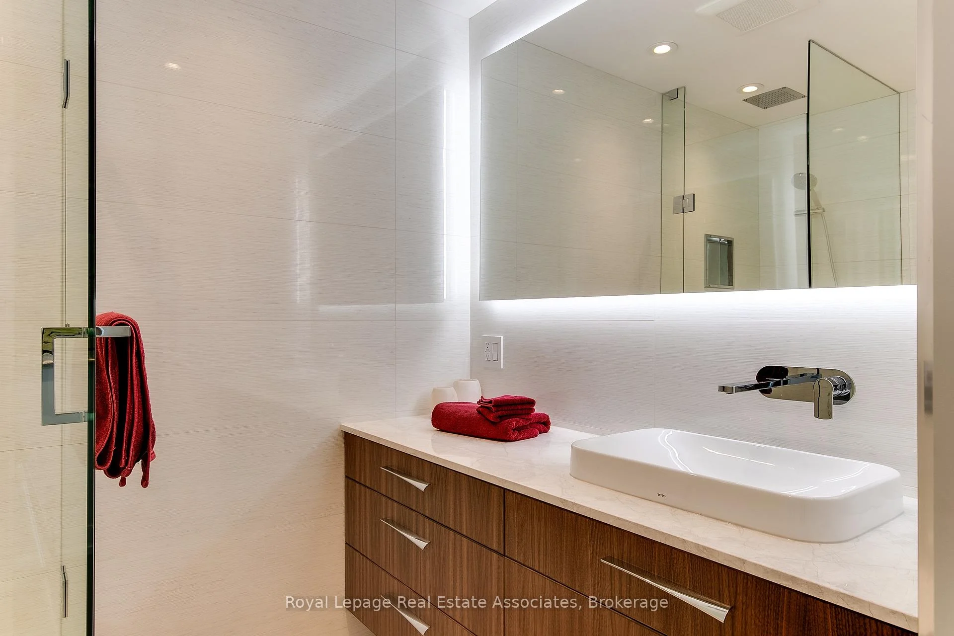 Photo 42 of Unit 1002, 90 Stadium Road, Toronto, Niagara — HOMEH