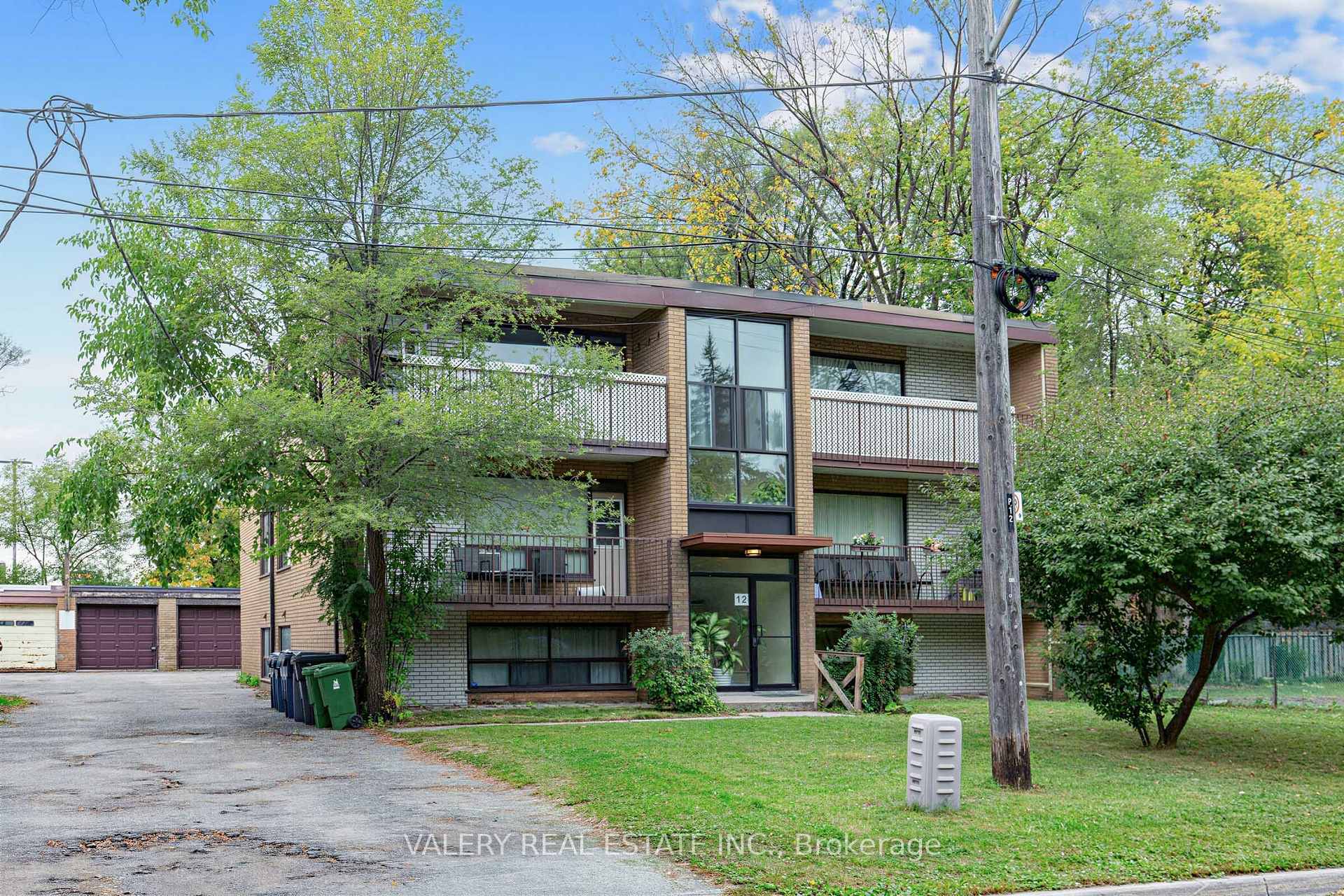 Photo 15 of Unit 5, 12 Westgate Boulevard, Toronto, Bedford Park-Nortown — HOMEH