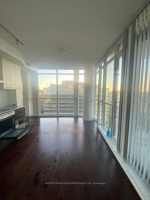 Photo of Unit 2411, 770 Bay Street
