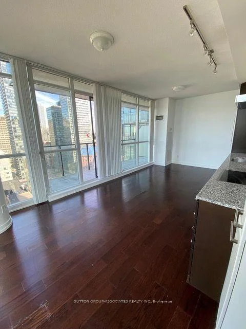 Photo 6 of Unit 2411, 770 Bay Street, Toronto, Bay Street Corridor — HOMEH