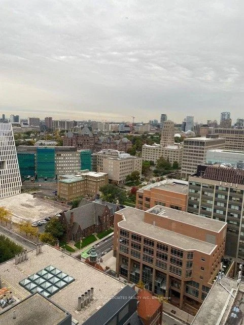 Photo 11 of Unit 2411, 770 Bay Street, Toronto, Bay Street Corridor — HOMEH